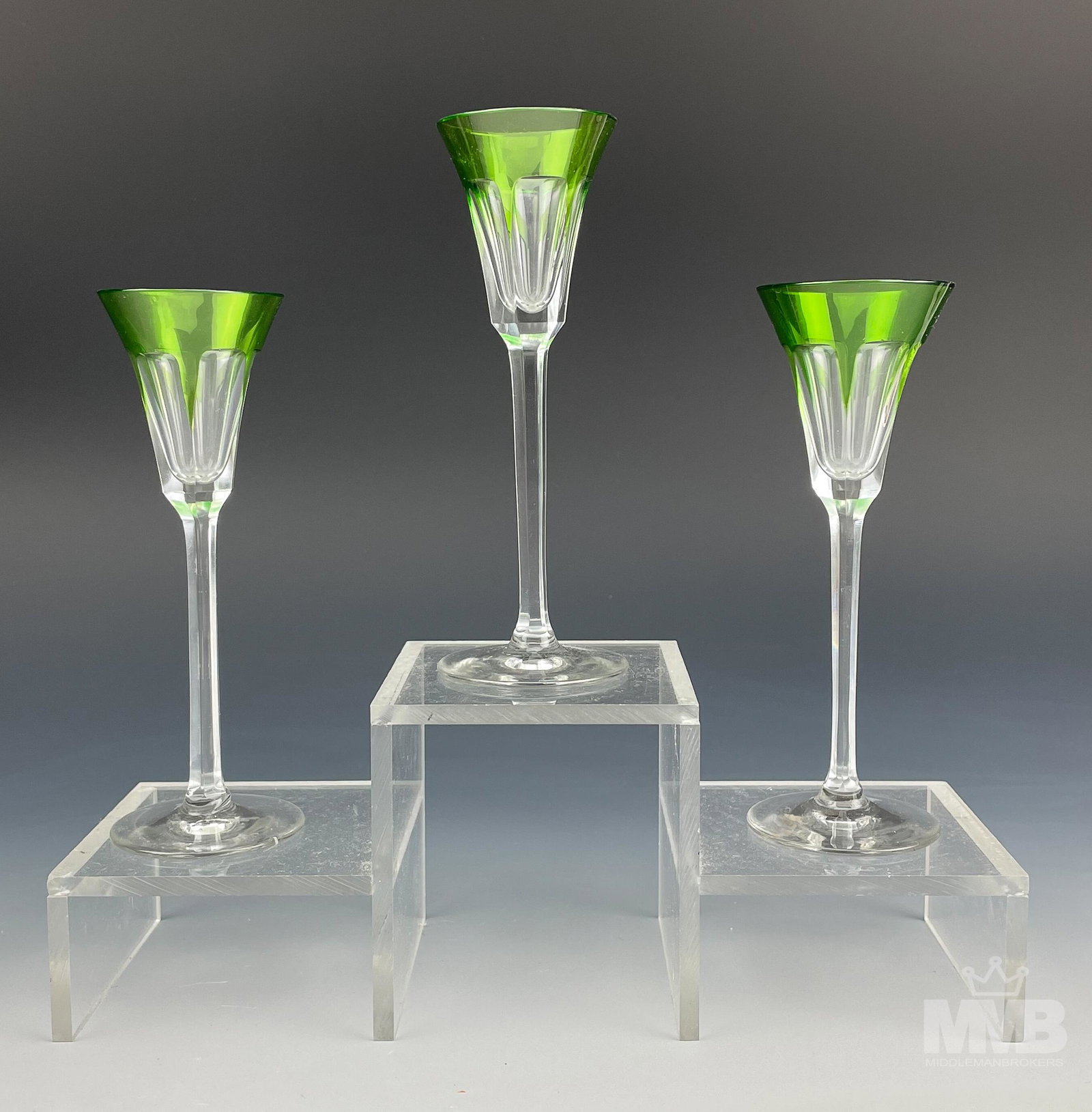 3 Moser Emerald Green Clear Crystal Liquor Cordial: Lot 3 Moser Bohemian Czech Crystal Emerald Green Cut to Clear Bar Barware Liquor Wine Cordials. Fluted bowls with panel cuts around the body. Slender multifaceted stems over clear spreading circular b