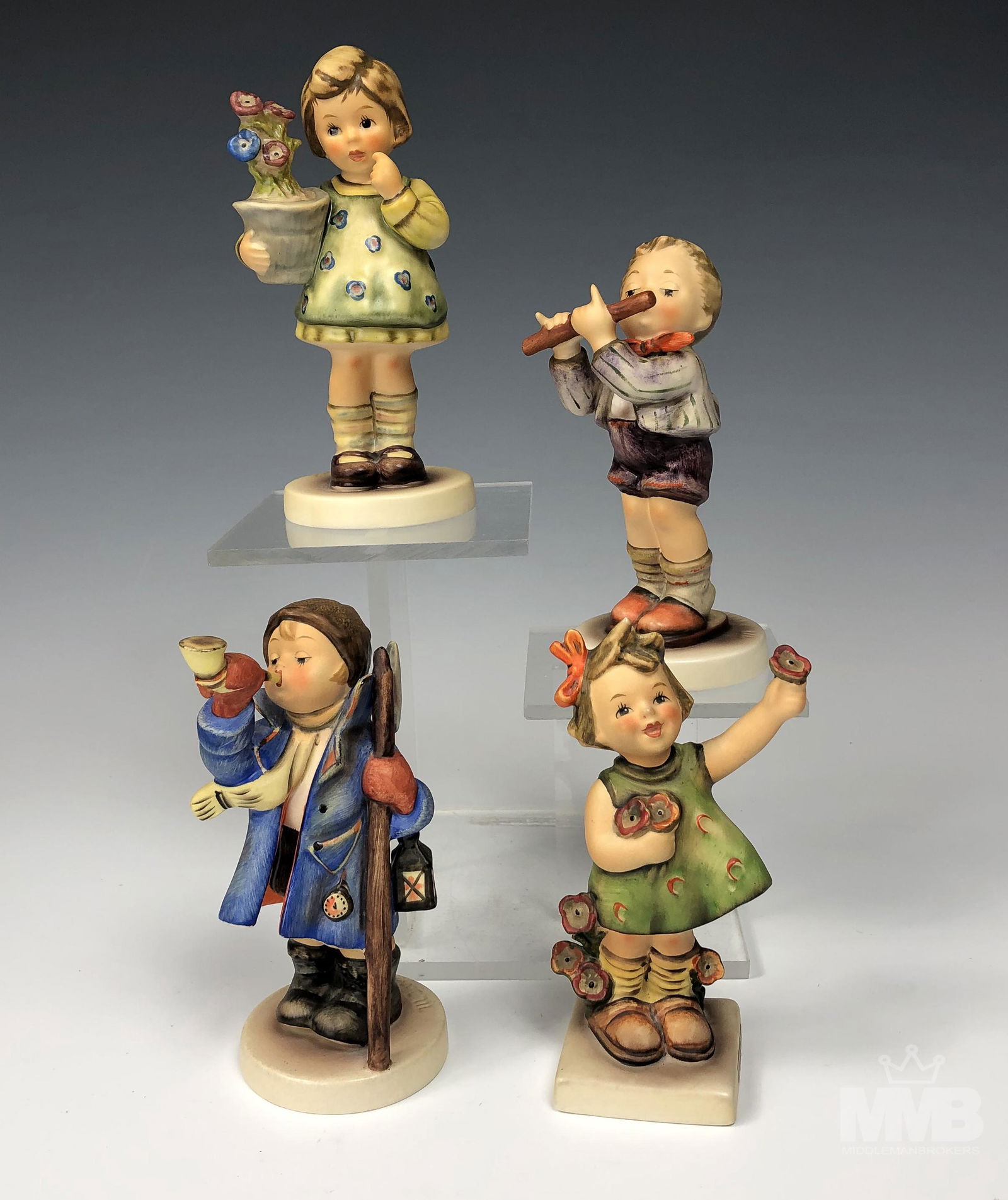 Estate Collection 4 Hummel German Ceramic Figurine (1 of 10)