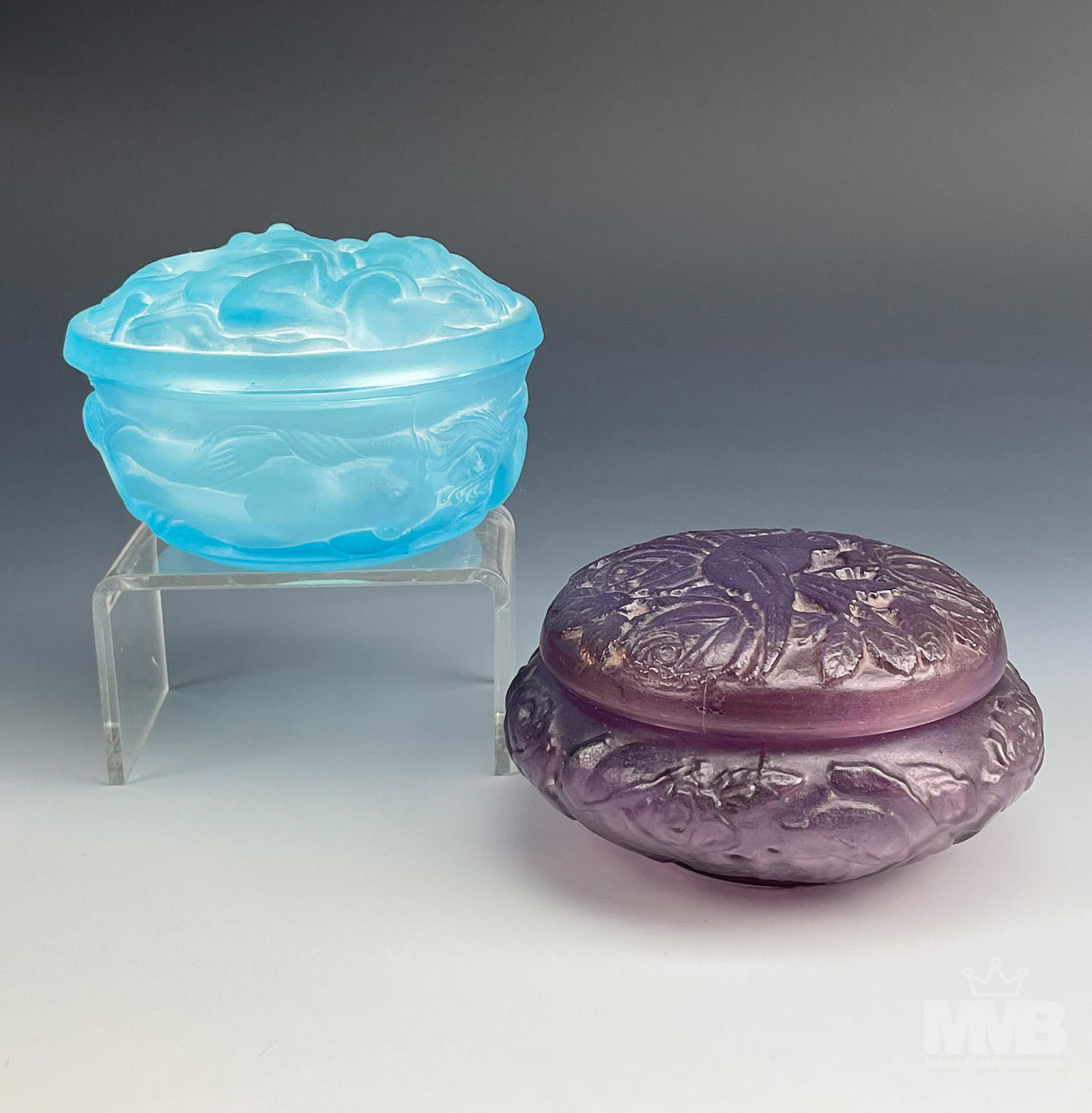 2 Antique Satin Glass Art Deco Vanity Powder Jars (1 of 8)