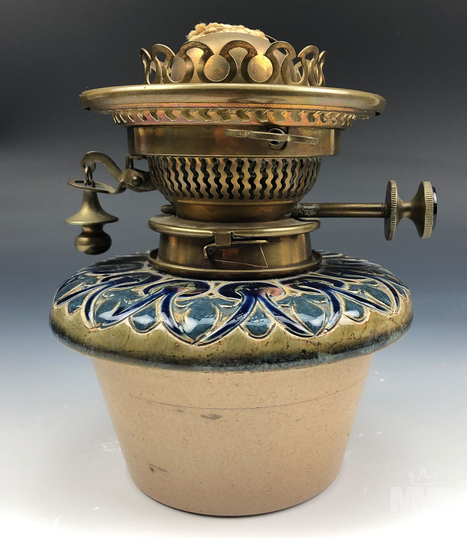 Antique Doulton Lambeth Stoneware Pottery Oil Lamp (1 of 5)