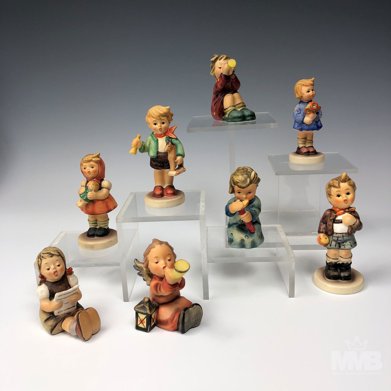 Estate Collection 8 Hummel German Ceramic Figurine (1 of 18)