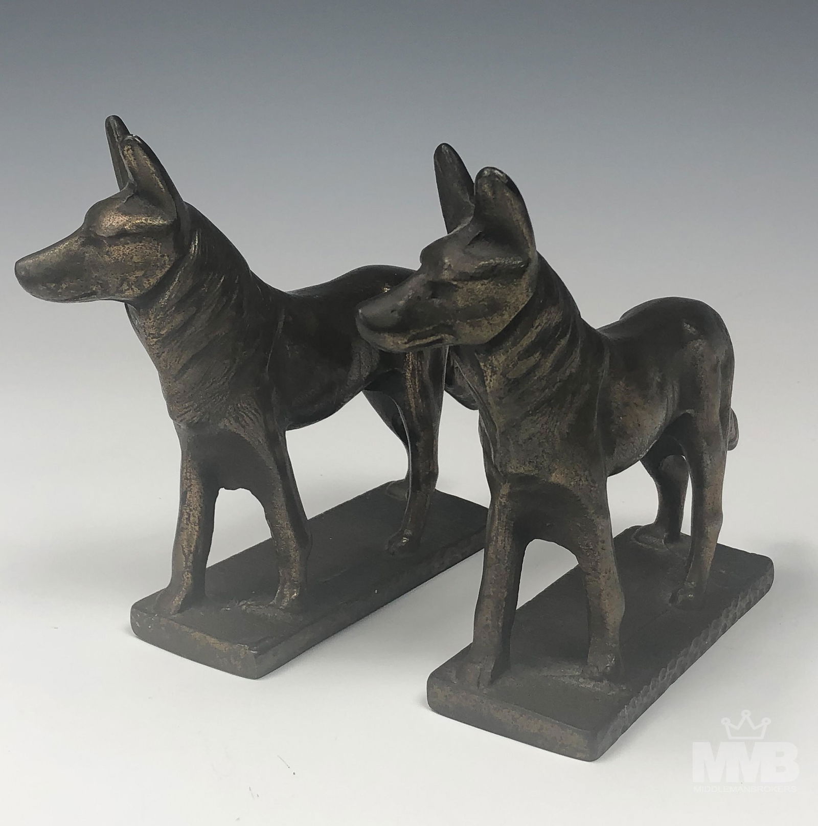 Pair of German Shepard Dog Cast Bronze Bookends (1 of 3)
