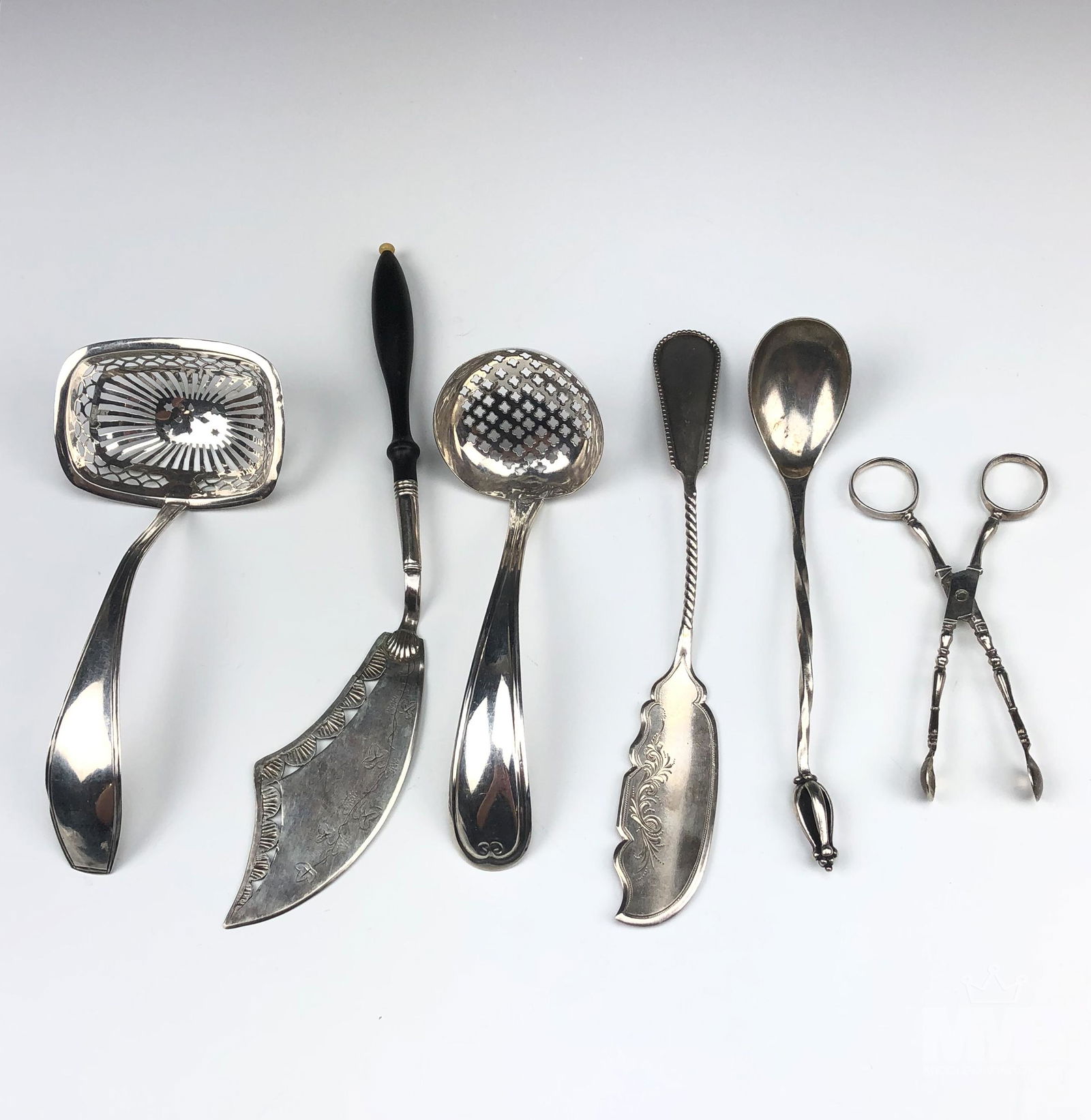 Lot 6 Dutch 833 Silver Strainer Ladle Knife Tongs (1 of 14)