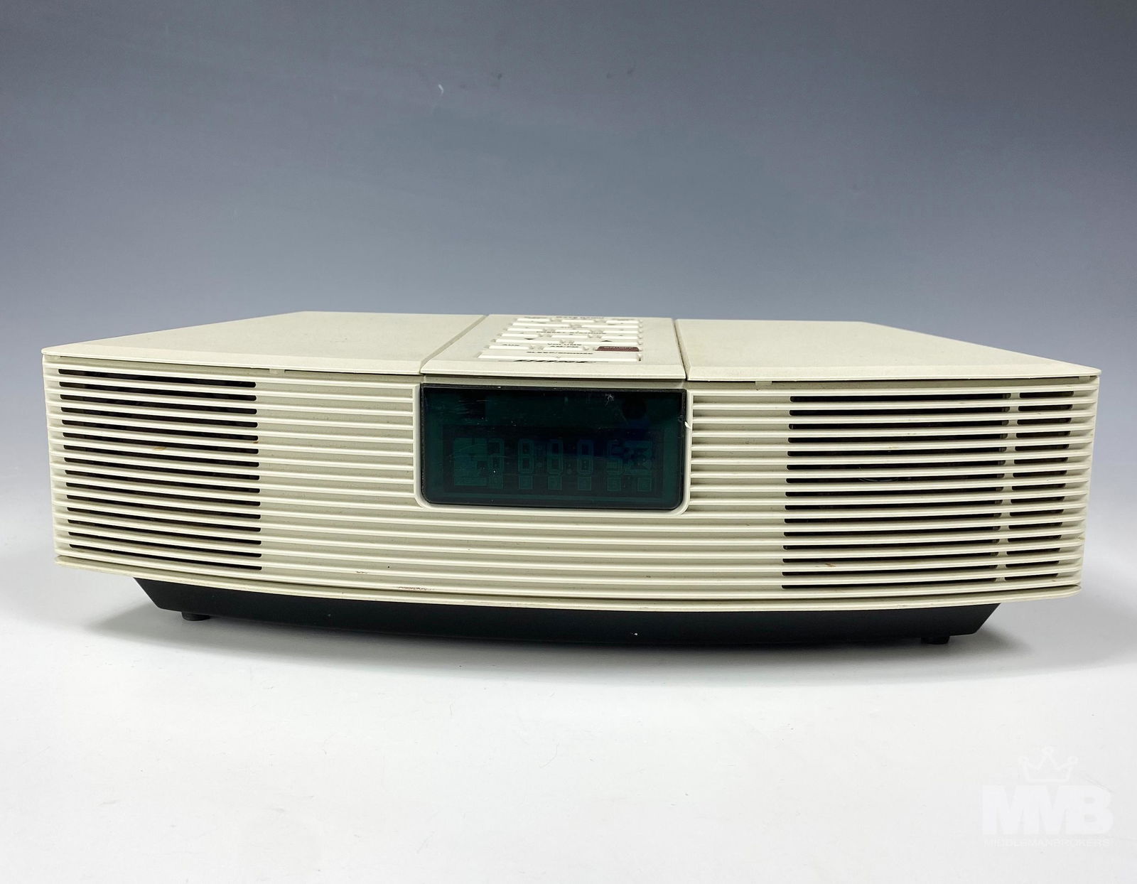 Bose White Wave Radio Music & Alarm System (0039) on Jan 12, 2022 MiddleManBrokers Inc. in FL