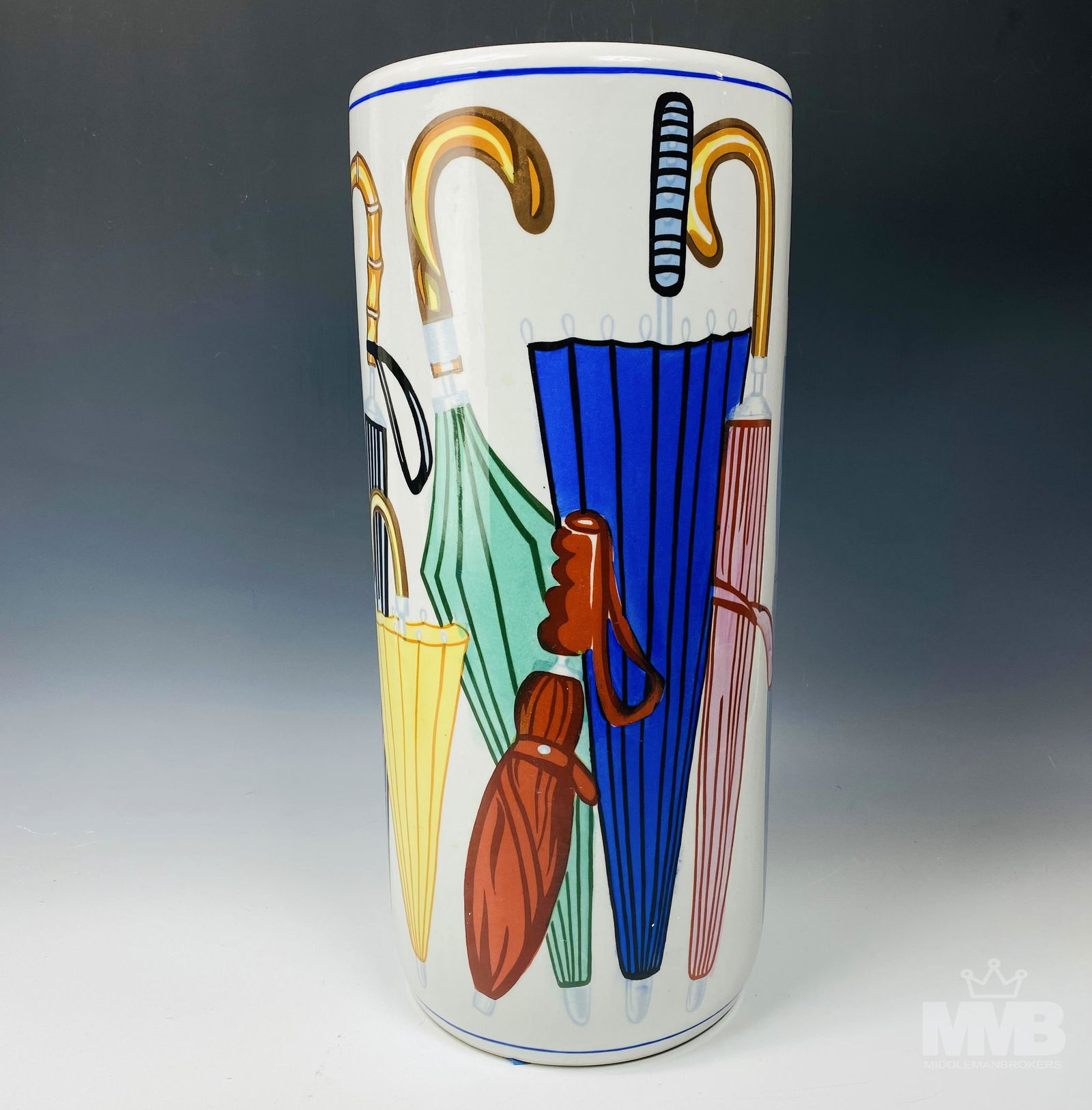 Mid Century Modern Italian Ceramic Umbrella Stand (0167) on Jan 12