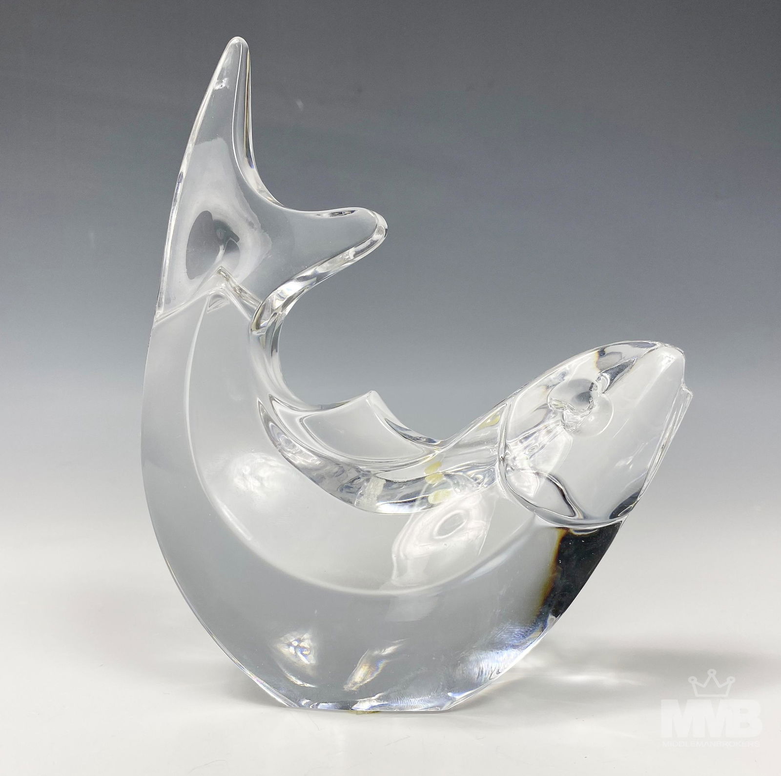 Orrefors Swedish Blown Glass Fish Paperweight: Scandinavian hand blown fish trout paperweight by Orrefors. Signed Orrefors on bottom. Good condition with minor wear. Measures 6 1/2 in. x 5 in x 2 1/4 in. MMB Inc. in house USA continental shipping