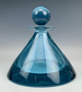 Mario Pinzoni Seguso Alexandrite Glass Decanter: Monumental Modernist 1980's Alexandrite Art Glass Sommerso Style Bar Barware Decanter, Designed by Mario Pinzoni and executd by Seguso Vetri d'Arte Murano Italy. Painstakingly mouth blown in a manner