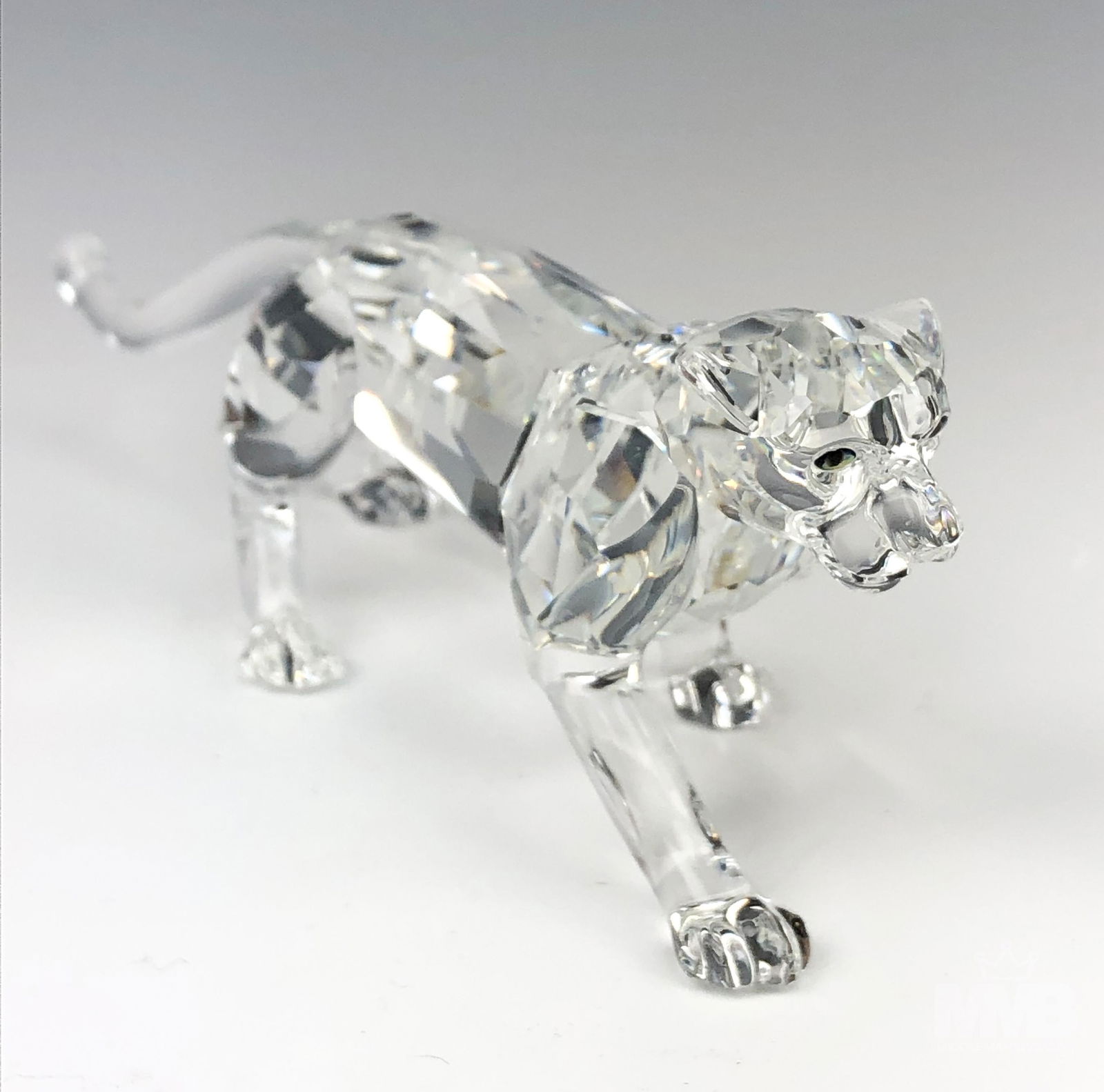 Swarovski Austrian Crystal Leopard Glass Figurine (1 of 4)