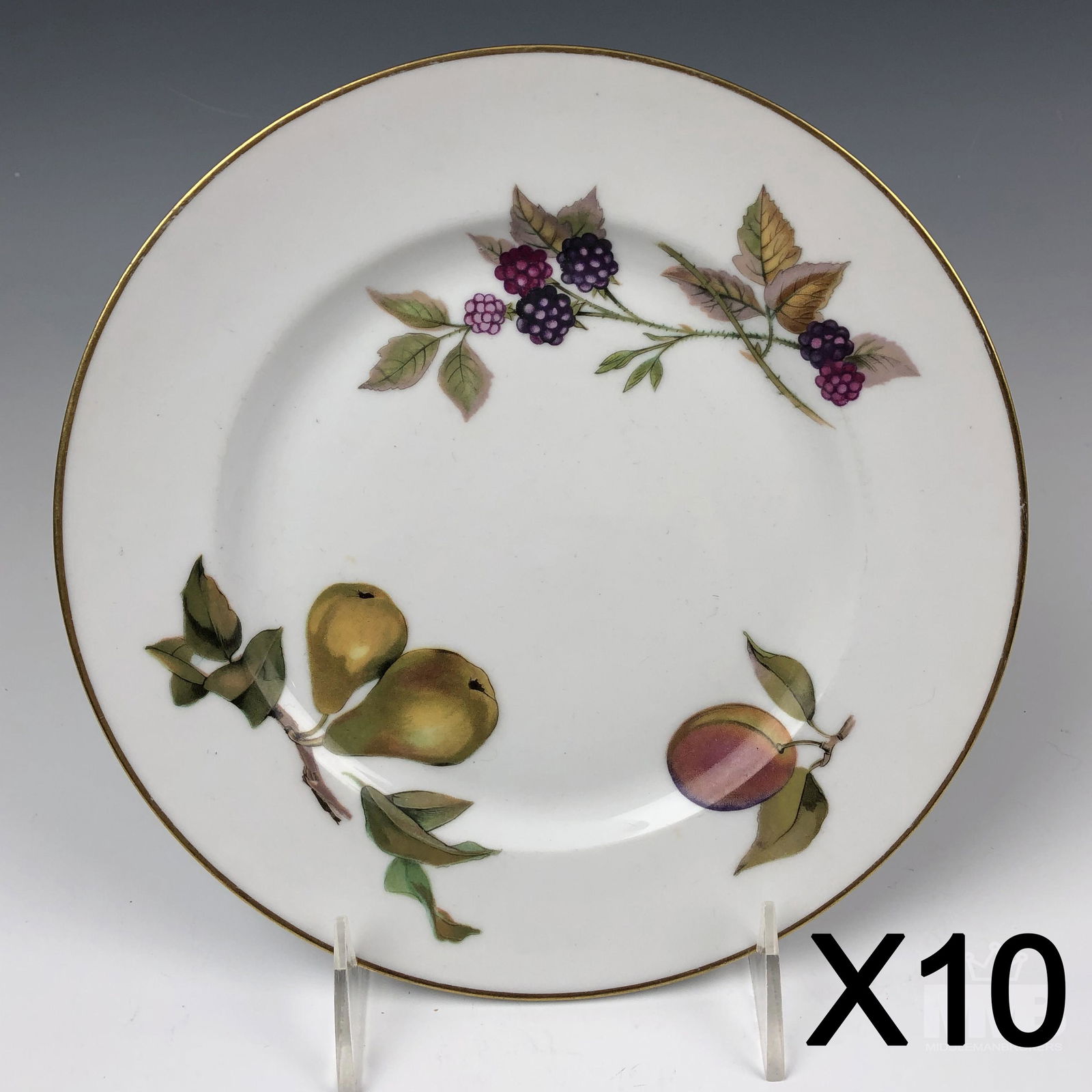 Lot 10 Royal Worcester Evesham Gold Salad Plates (1 of 4)