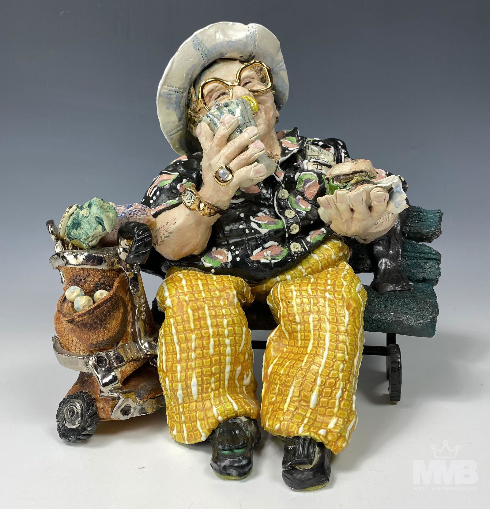 DMZ Coyle 20c Golfing Grandpa Ceramic Sculpture (1 of 7)