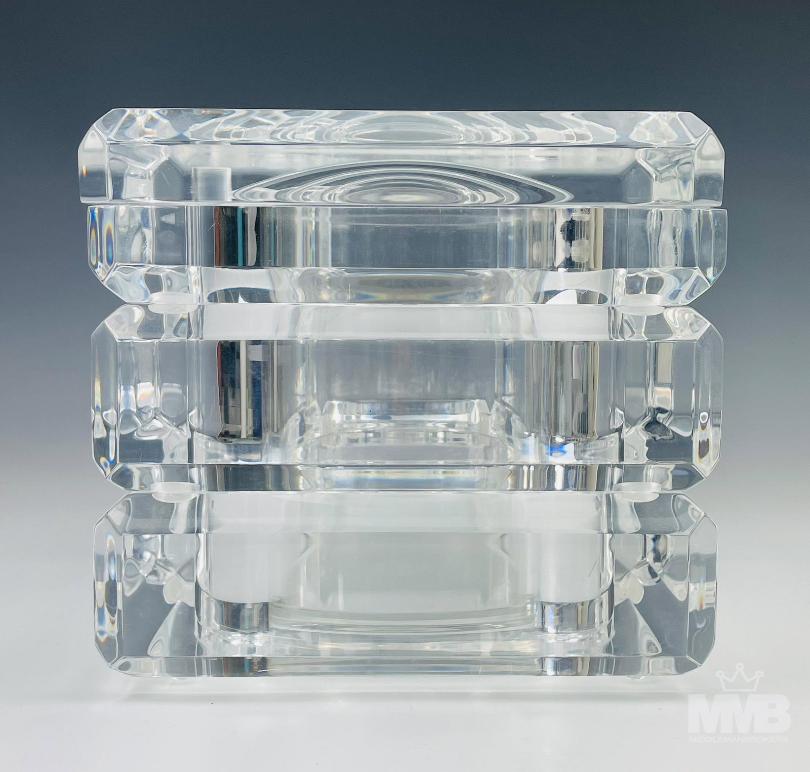 Modern Mid Century Acrylic Swivel Lid Ice Bucket (1 of 4)