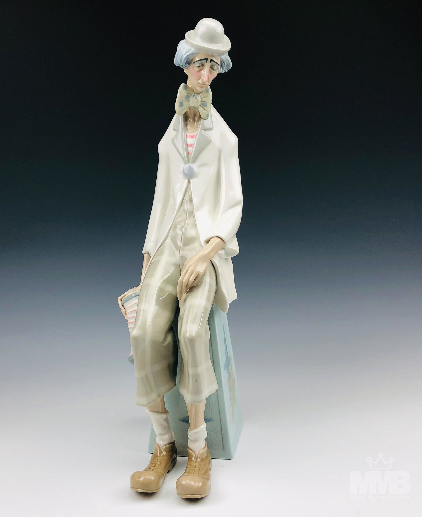 Lladro Clown w Concertina #1027 Porcelain Figurine (1 of 5)