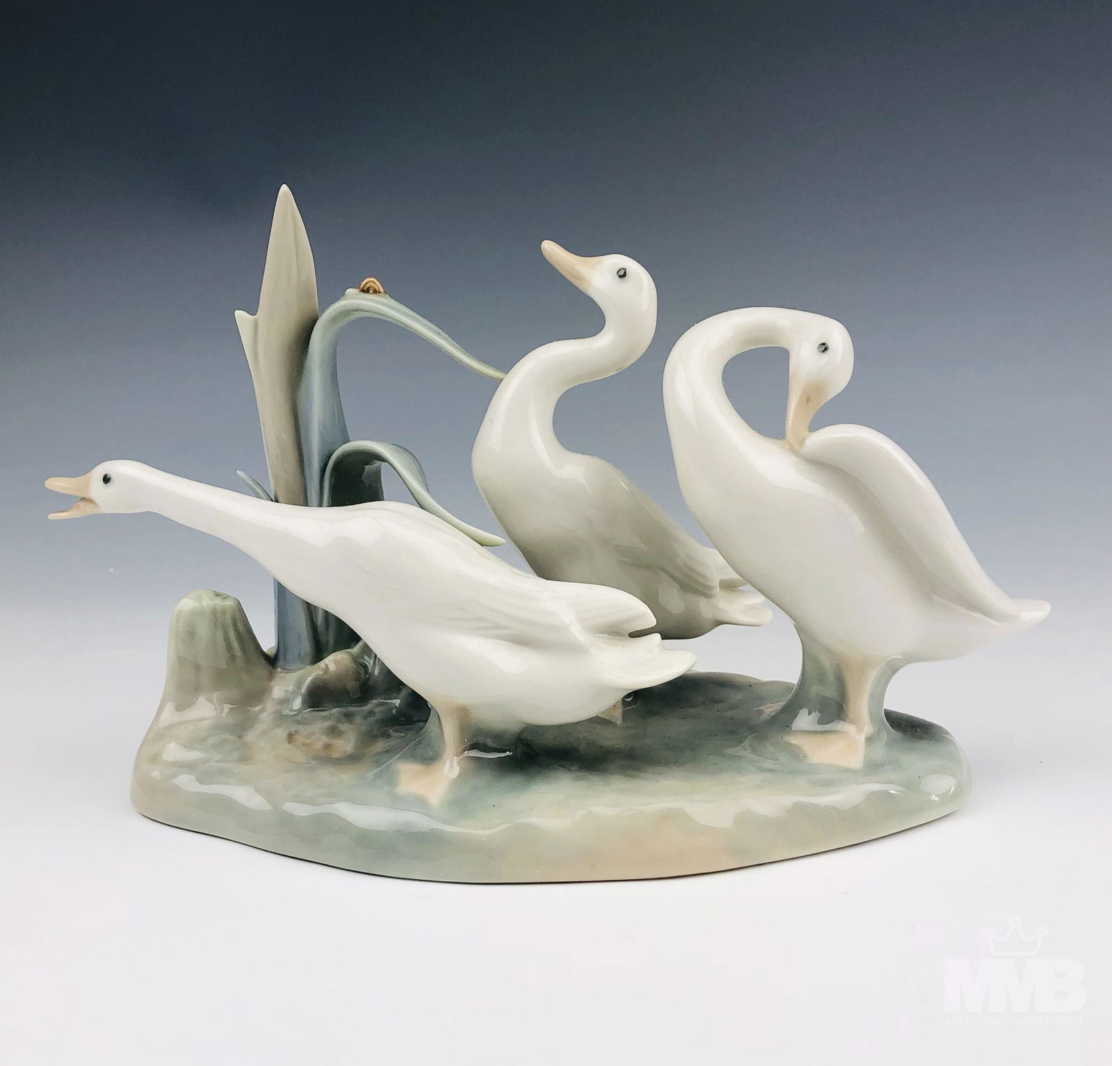 Lladro Geese Group # 4549 Porcelain Duck Figurine (1 of 2)