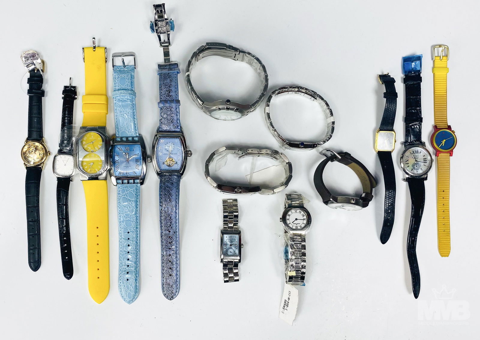 Estate Collection Lot 14 Mens Womens Wrist Watches (1 of 8)