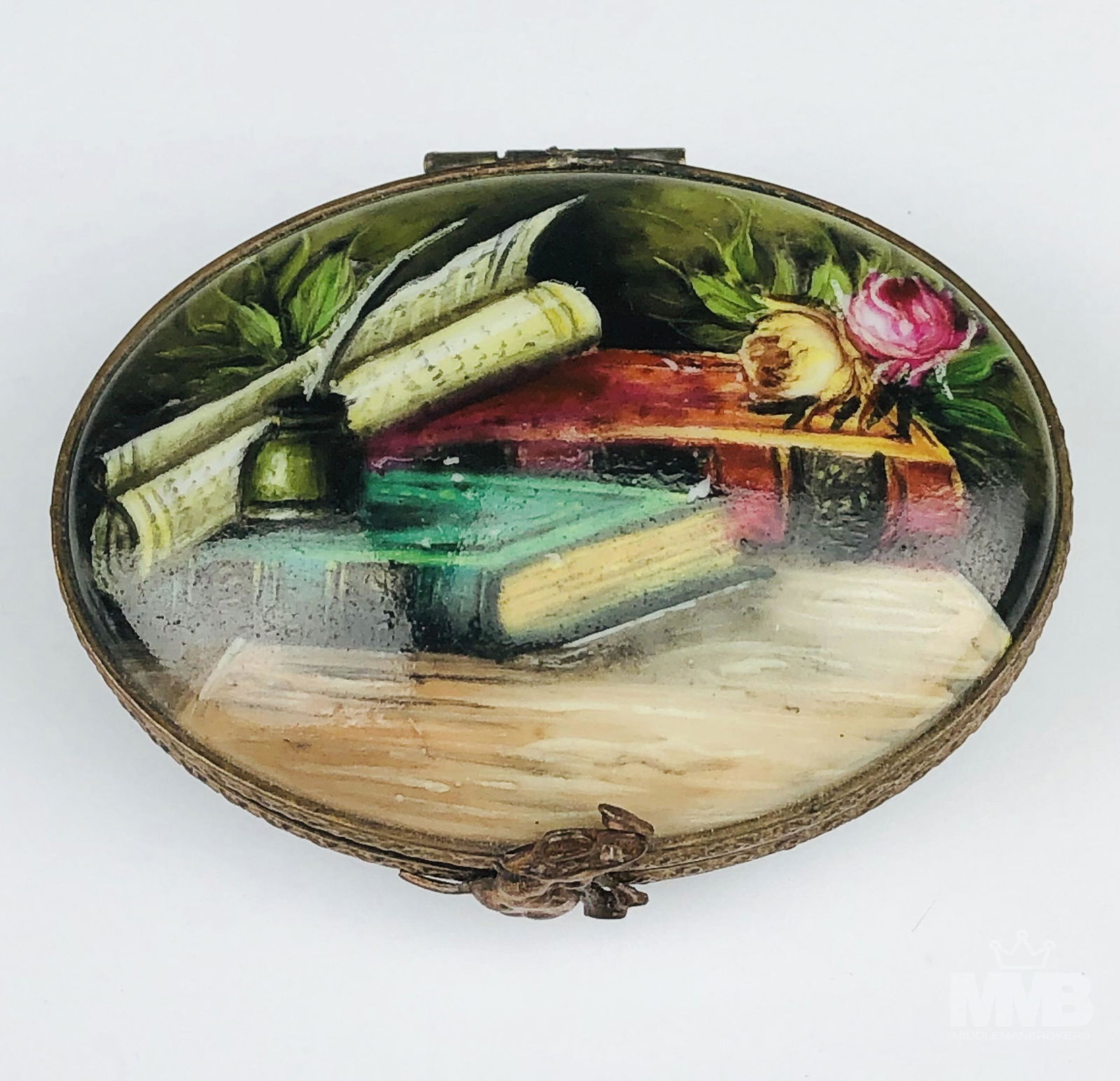 Limoges French Porcelain Oval Pill Trinket Box (1 of 4)
