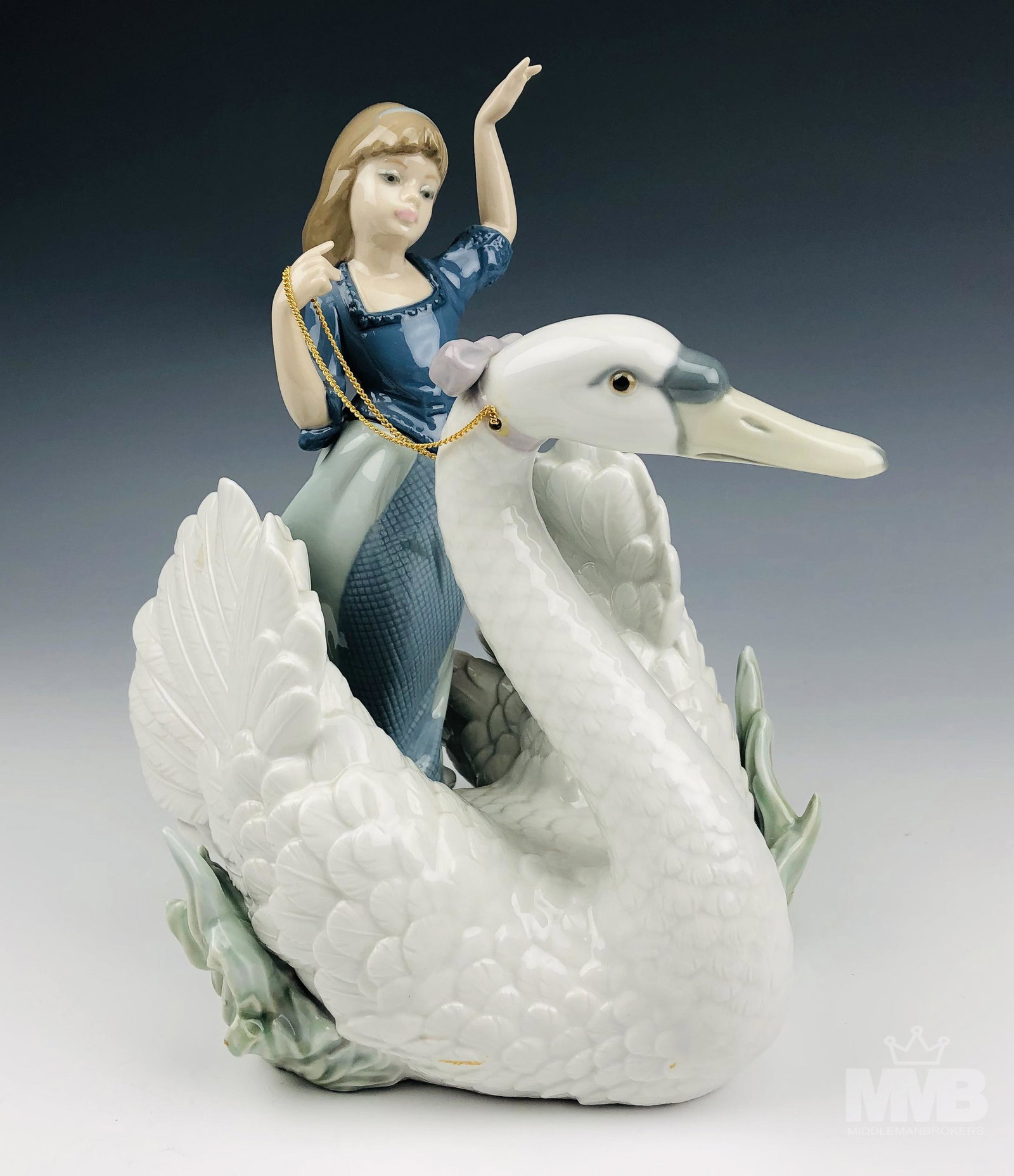 Lladro Swan & The Princess 5705 Porcelain Figurine (1 of 5)