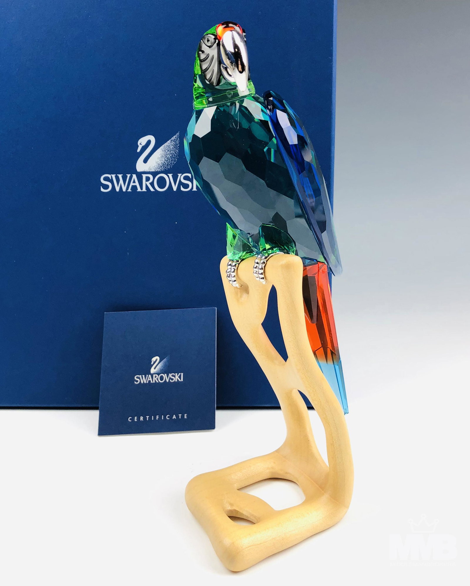 Swarovski Crystal Paradise Bird Macaw Figurine Box (1 of 4)