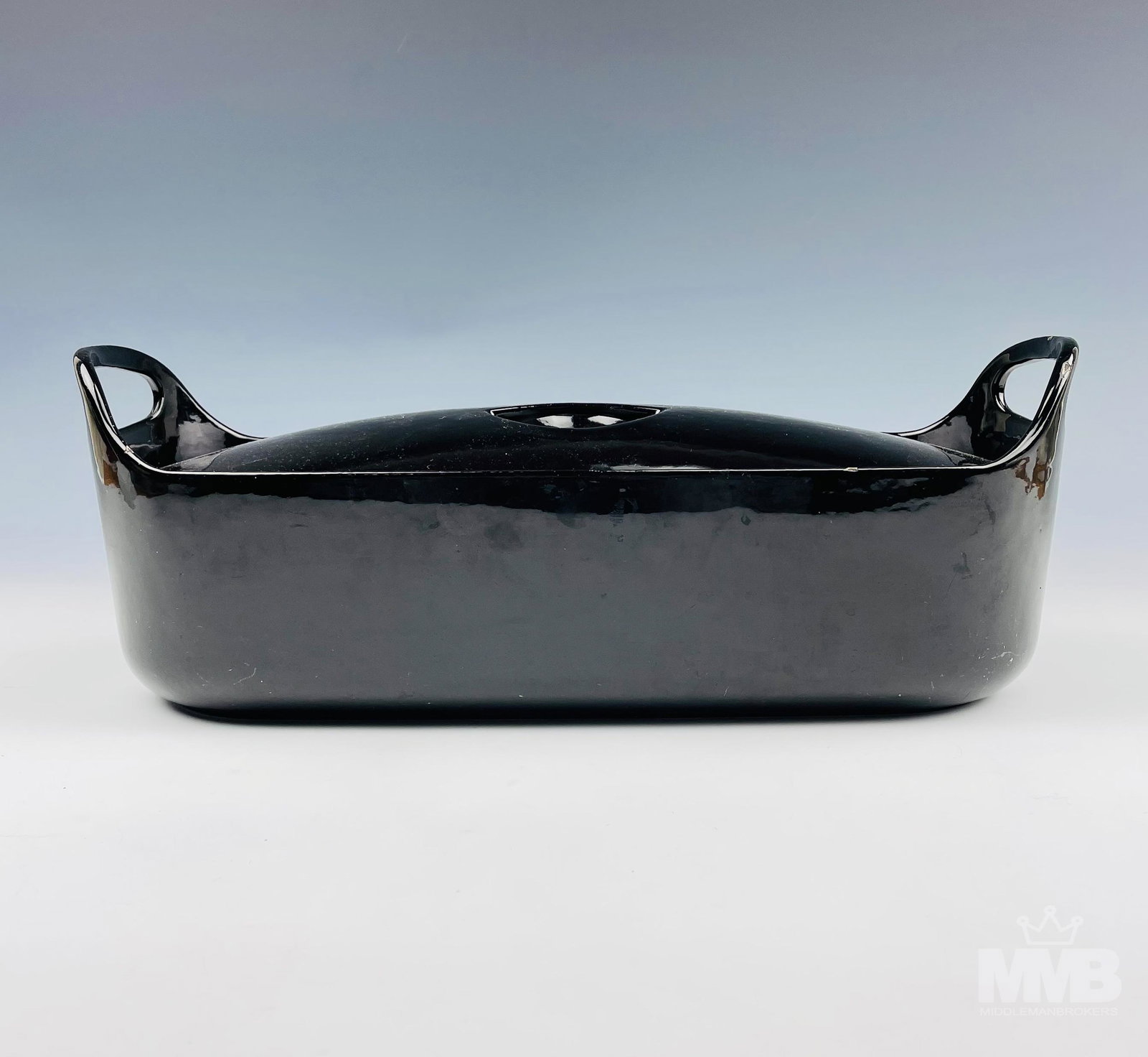 Black Enamel Cast Iron Lidded Baking Cookware Pan (1 of 8)