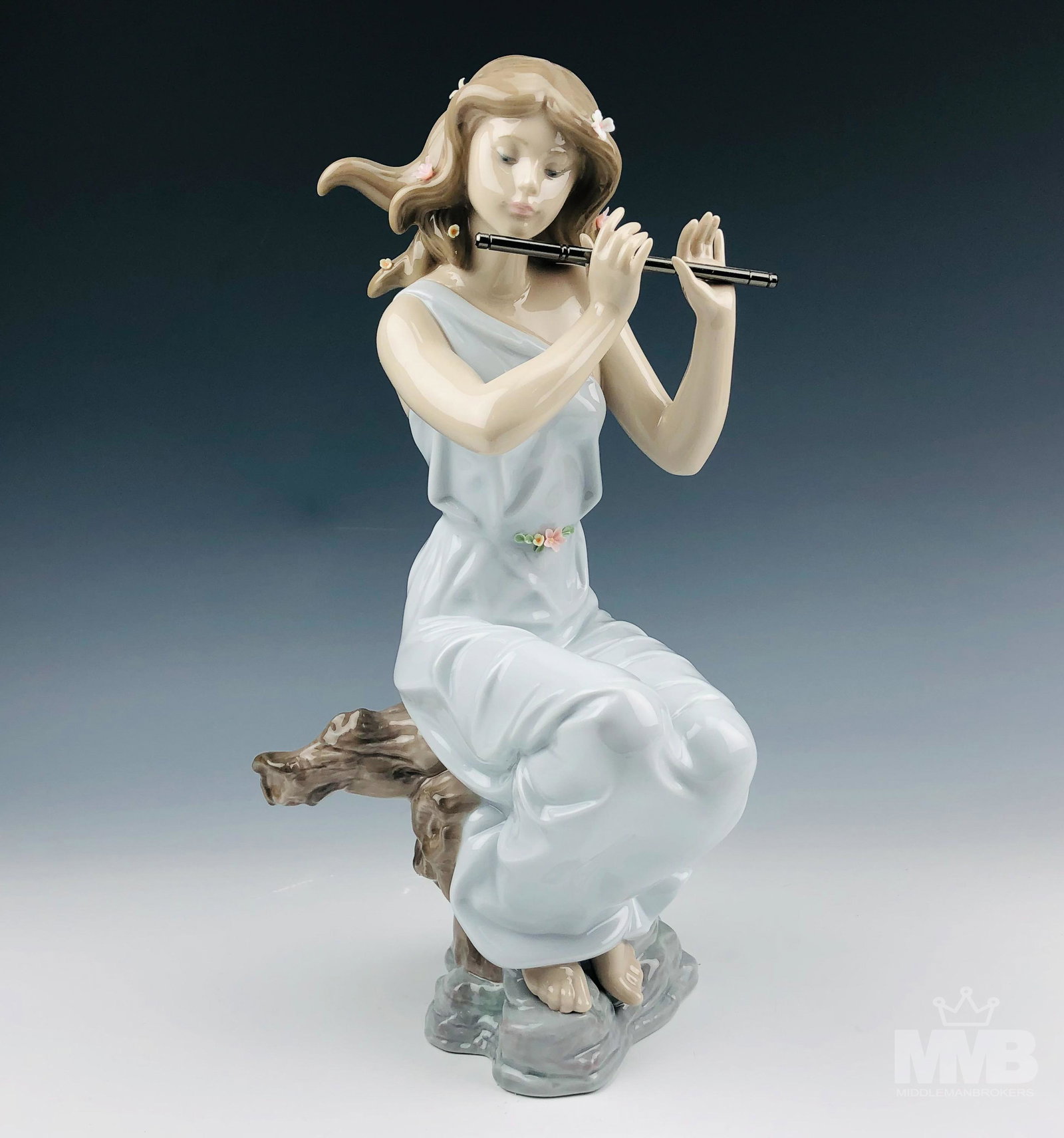 Lladro Graceful Tune #6578 Girl w/ Flute Figurine (1 of 4)