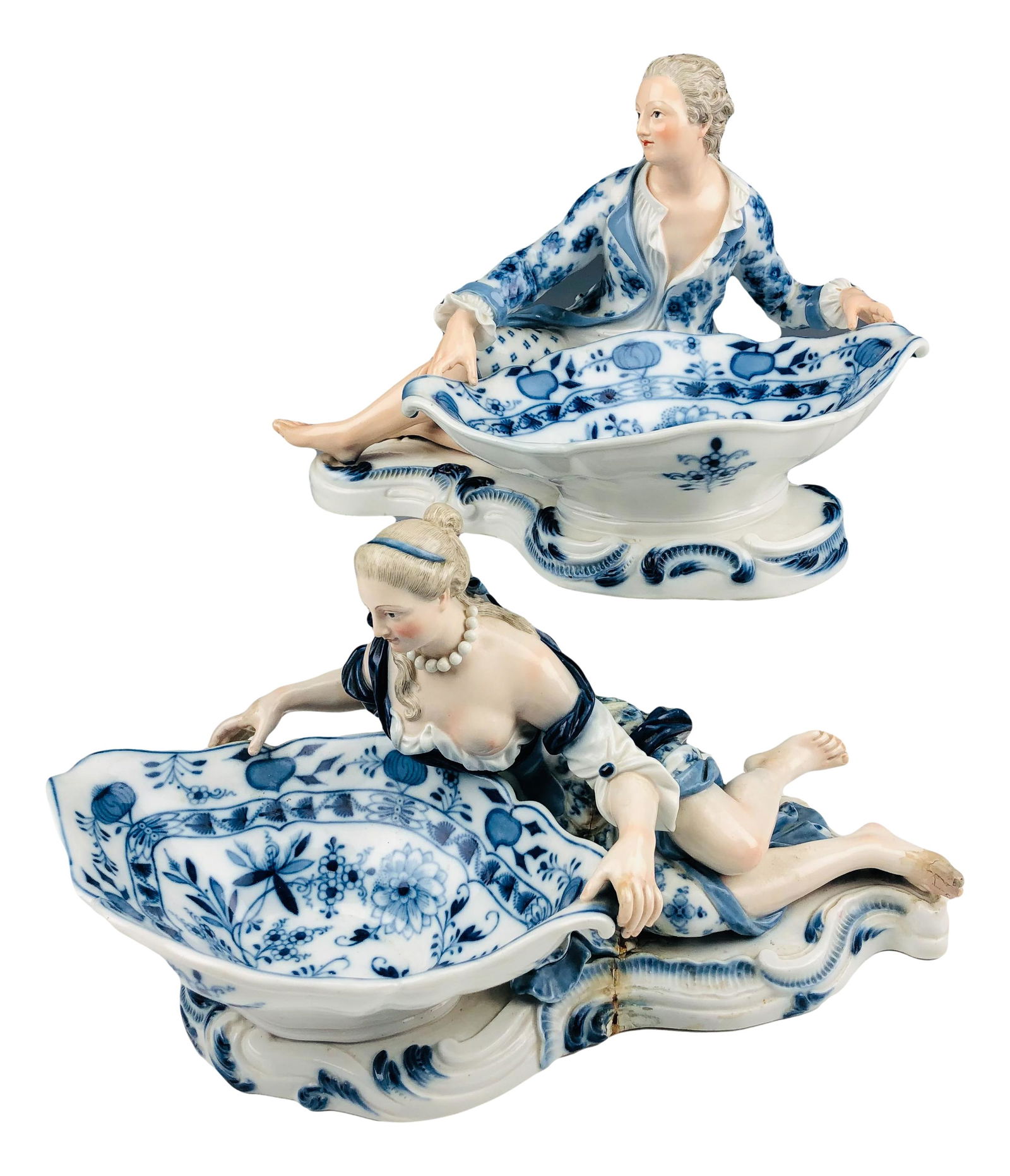 Meissen Blue Onion Figural Sweetmeat Dishes x 2 (1 of 8)