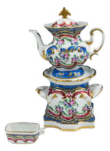 4pc Limoges French Porcelain Teapot & Warmer Set: 4 piece Limoges teapot and warmer set. Crafted out of French porcelain featuring a floral pattern with gold gilt accents. Marked Limoges France on bottom. Dimensions: 8 X 6 X 4 in. Condition: Good