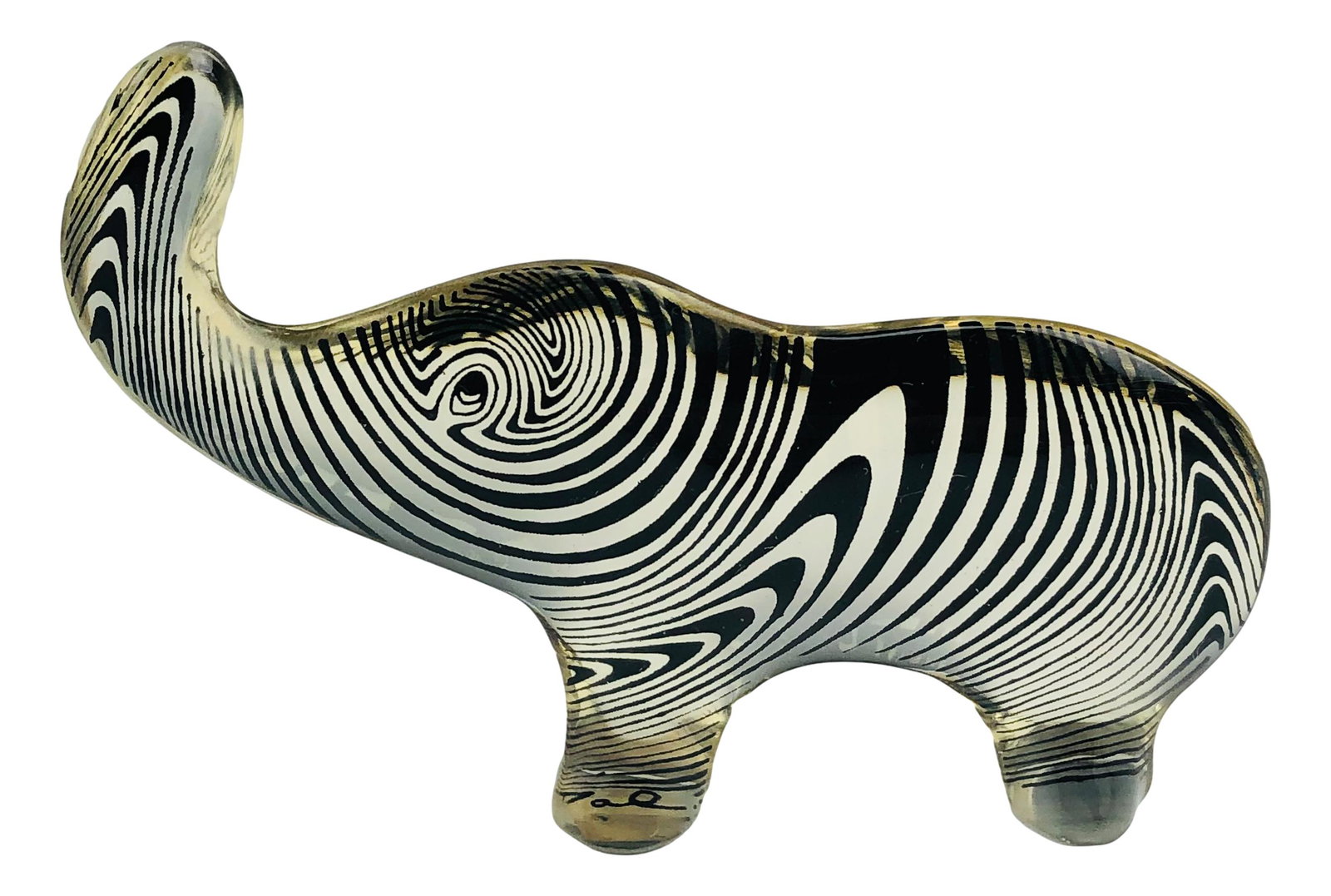 Abraham Palatnik Lucite Op Art Elephant Sculpture: Features an elephant in standing pose with raised trunk up. Executed in lucite medium by Brazilian born abstract artist Abraham Palatnik ( 1928-2020 ). Inventor, designer and a giant pioneer of kinech