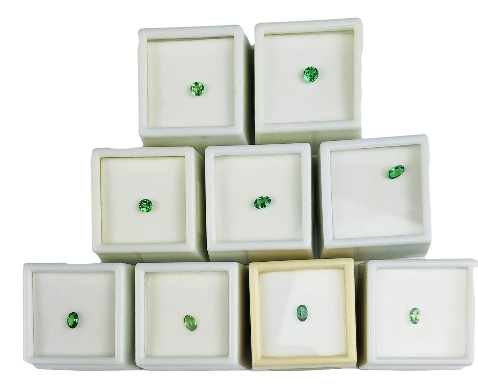 2.85 CT TW Tsavorite Green Garnet 9 Stone Gem Lot (1 of 4)