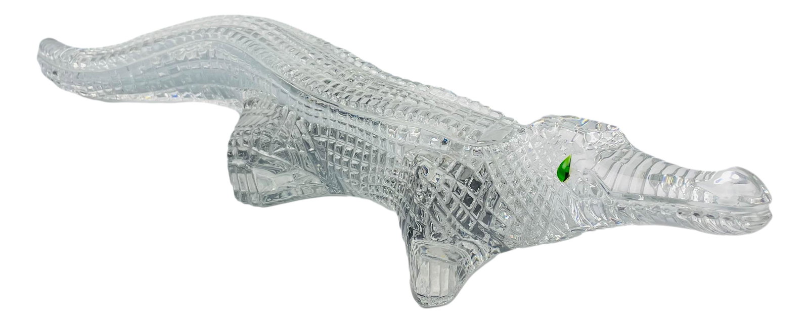 Baccarat France Crocodile Alligator Glass Figurine: Baccarat clear French crystal art glass large crocodile alligator figurine / sculpture. Features this large reptilian shedding a single green crocodile tear on one side. Measures 17 1/2" in length. Si