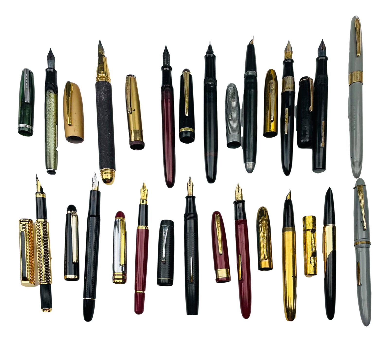 Estate Collection Lot 16 Fountain Desk Writing Pen: Include the following names ~ Alpine, Reform, Wearever, Delta, Sheaffer, Kohinoor, Senate, The 579, Monogram, Summi, Esterbrook, Joffe. 4 have no apparent markings. Measure from 4 3/4" - 5 3/4". Uncap
