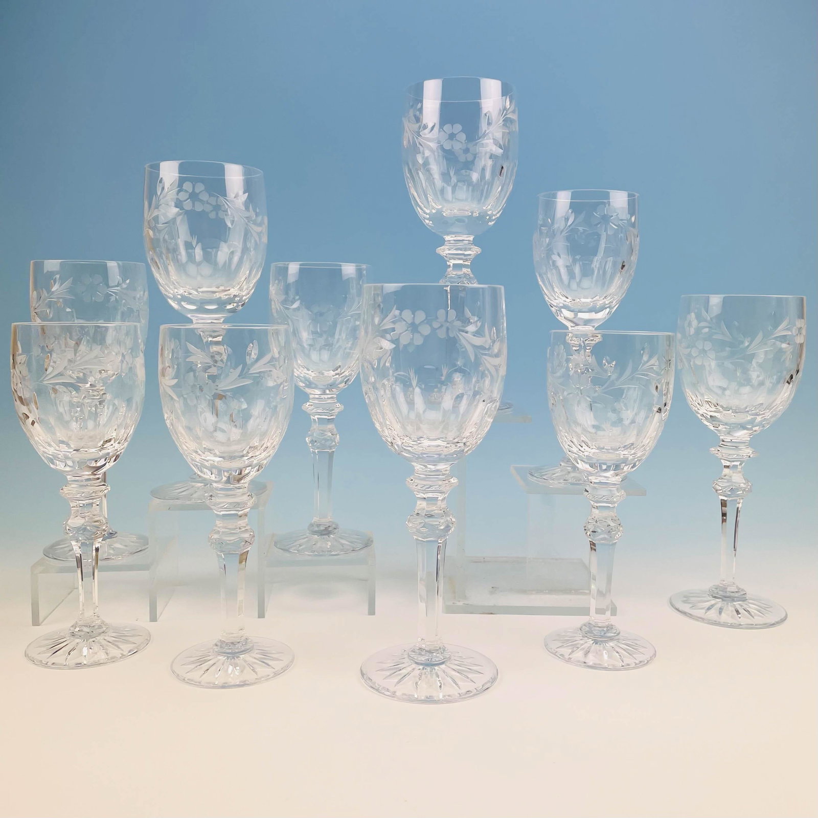 Rogaska Country Garden Goblet & Wine Glass LOT: Miller Rogaska Country Garden goblet and wine glass ten piece lot. Features (4) clear crystal with etched flowers and leafs Country Garden pattern water goblet (6) clear crystal with etched flowers an