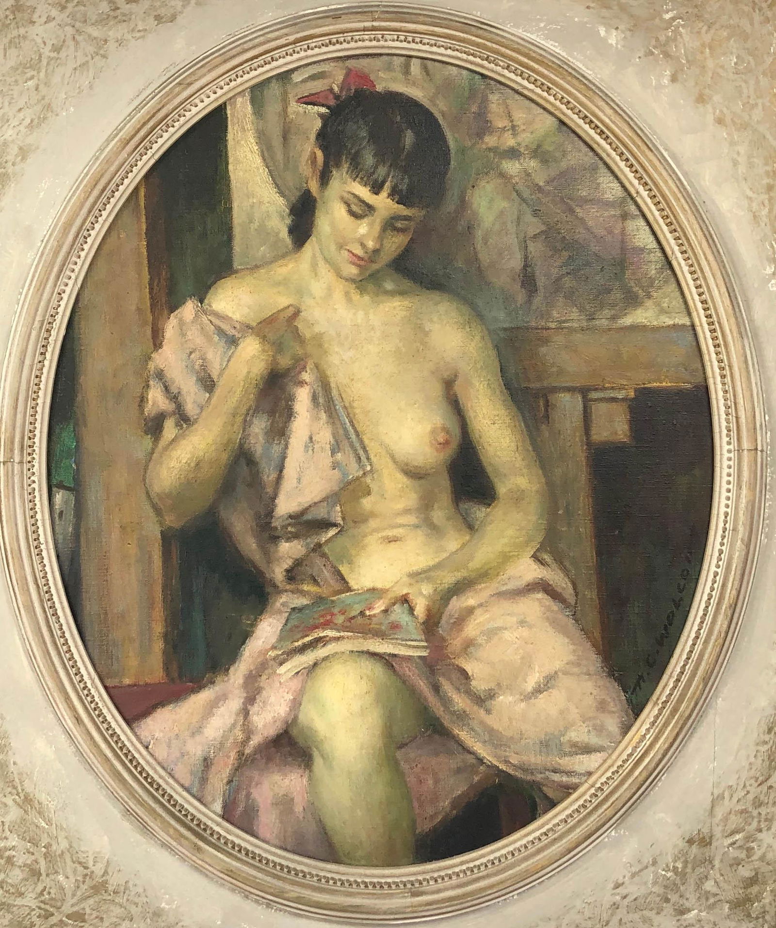 Harold Wolcott 1898-1977 Nude Woman Oil Painting: Harold C. Wolcott (1898-1977 New York / Connecticut) Oil painting on canvas. Depicts a social realism style female nude model seated in the artist's studio. Signed lower right. Presented in ornate fra
