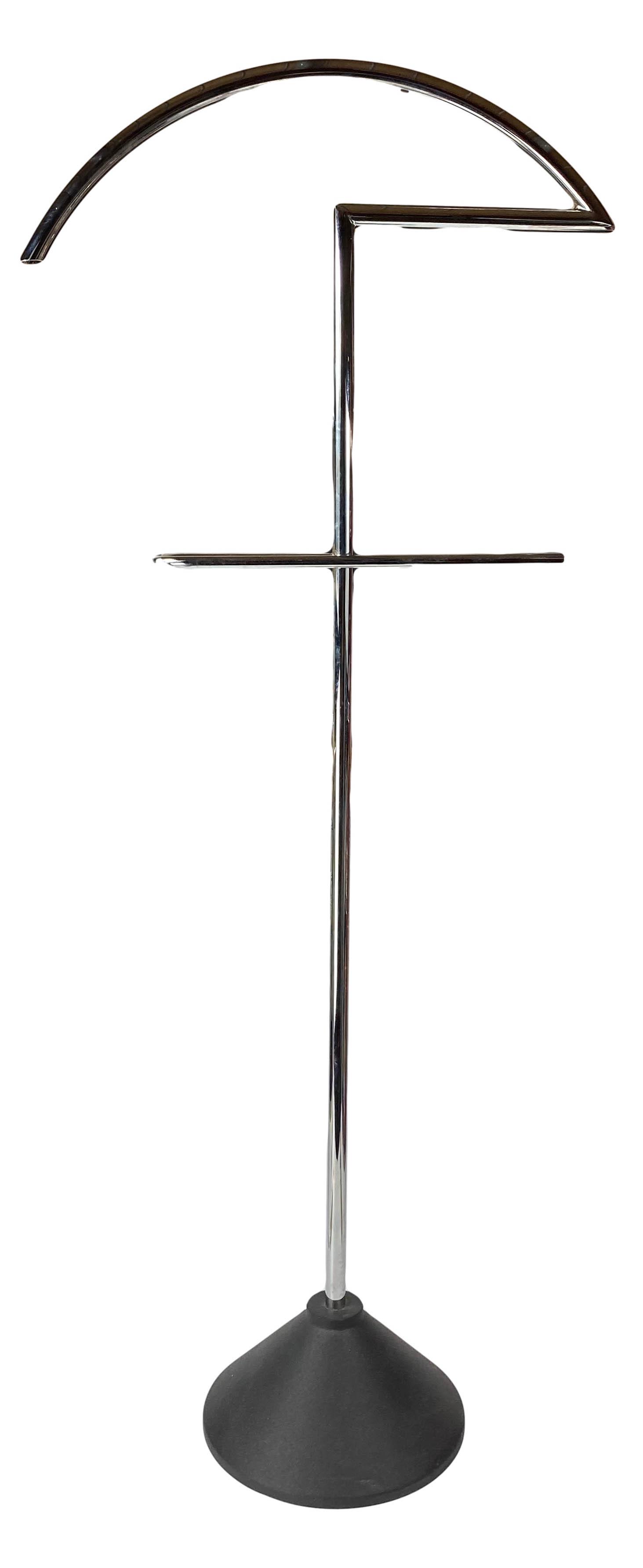 Porado Arredi Italy Postmodern Valet Butler Stand: 1990's tubular chromed steel valet coat rack with black steel base. Signed ~ stamped in raised molded relief on the underside reads Porado Arredi Made in Italy. Dimensions: 46 X 18.75 X 2.75 in. Condi