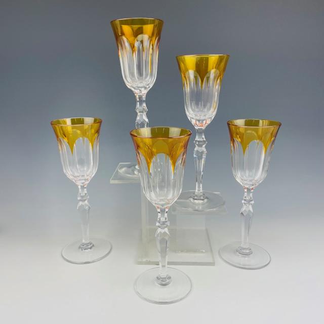 Lamaison Operette Crystal Cut Clear Wine Glasses: Lamaison Operette set of five (5) red wine glasses. These are crystal cut to clear with gold trim. Goblet is set on elegant stem. No manufacturer marks apparent. Dimensions: 8.5 X 3 X 3 in. Condition: