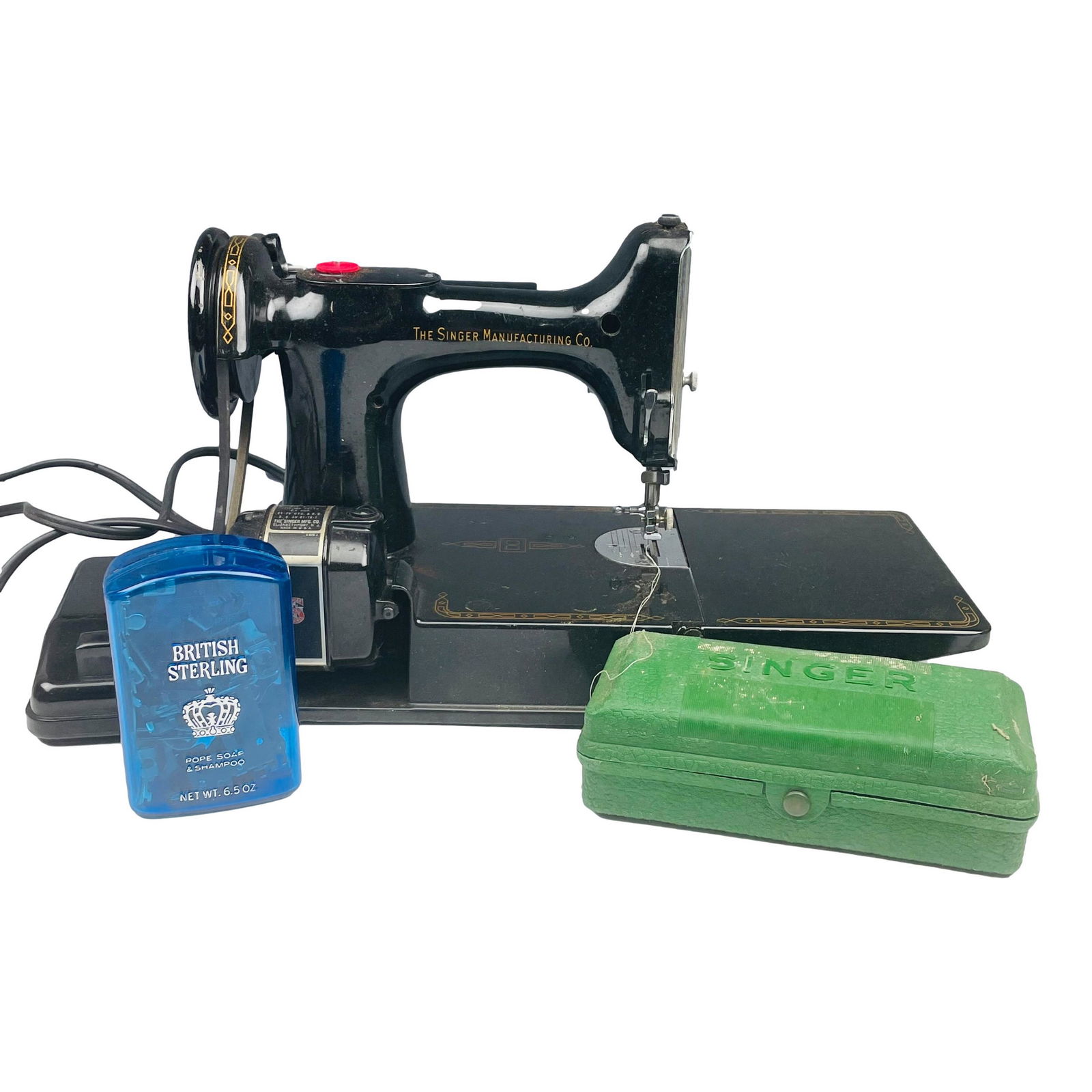 Singer 1954 Featherweight 221 Small Sewing Machine (1 of 6)