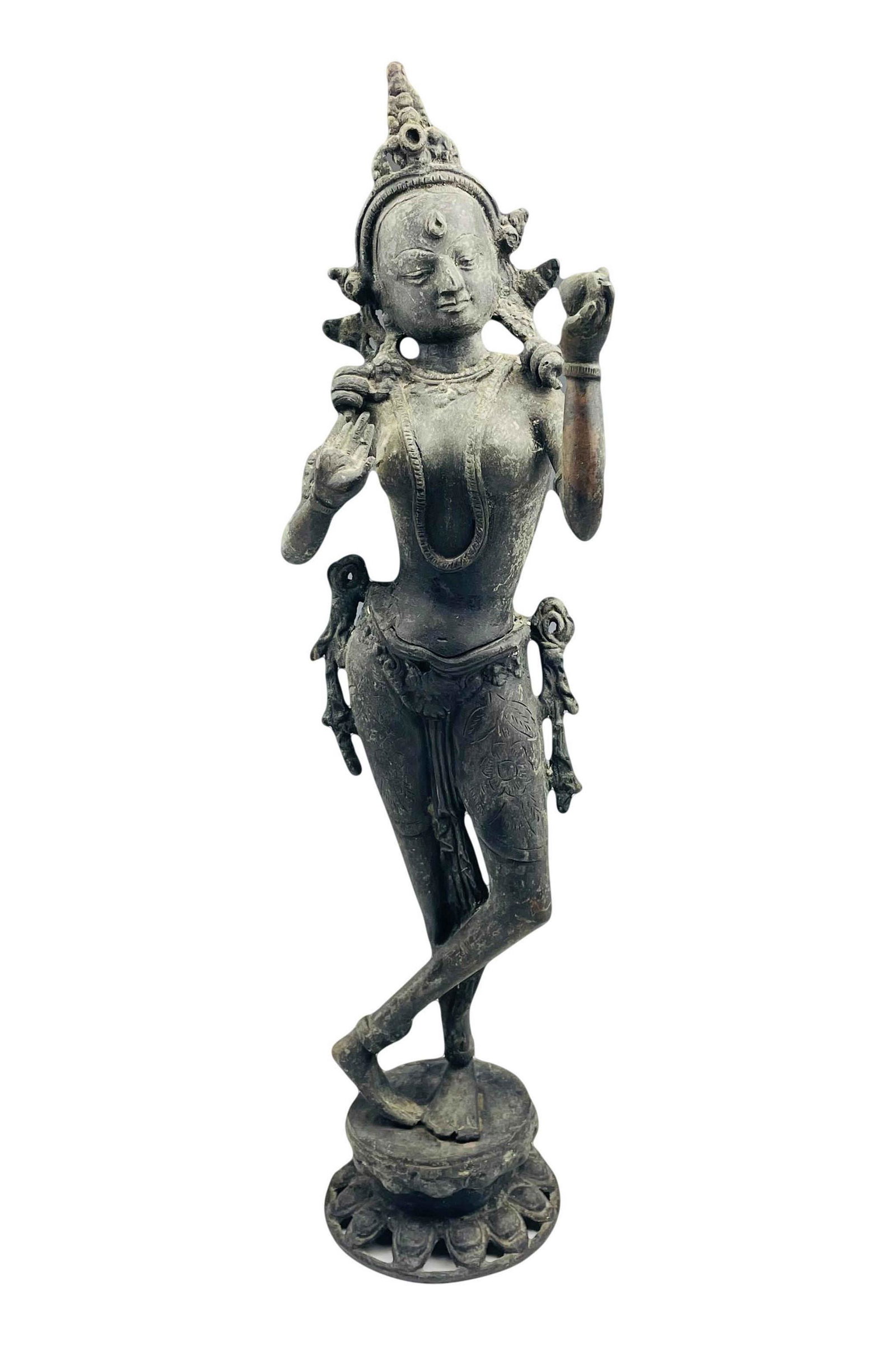 Antique Indian Bronze Deity Goddess 19" Statue: Late 19th early 20th century figural bronze sculpture of Indian cultural art. Features a standing nude in striking pose wearing head gear and a long necklace, holding an object in one hand. Mounted at