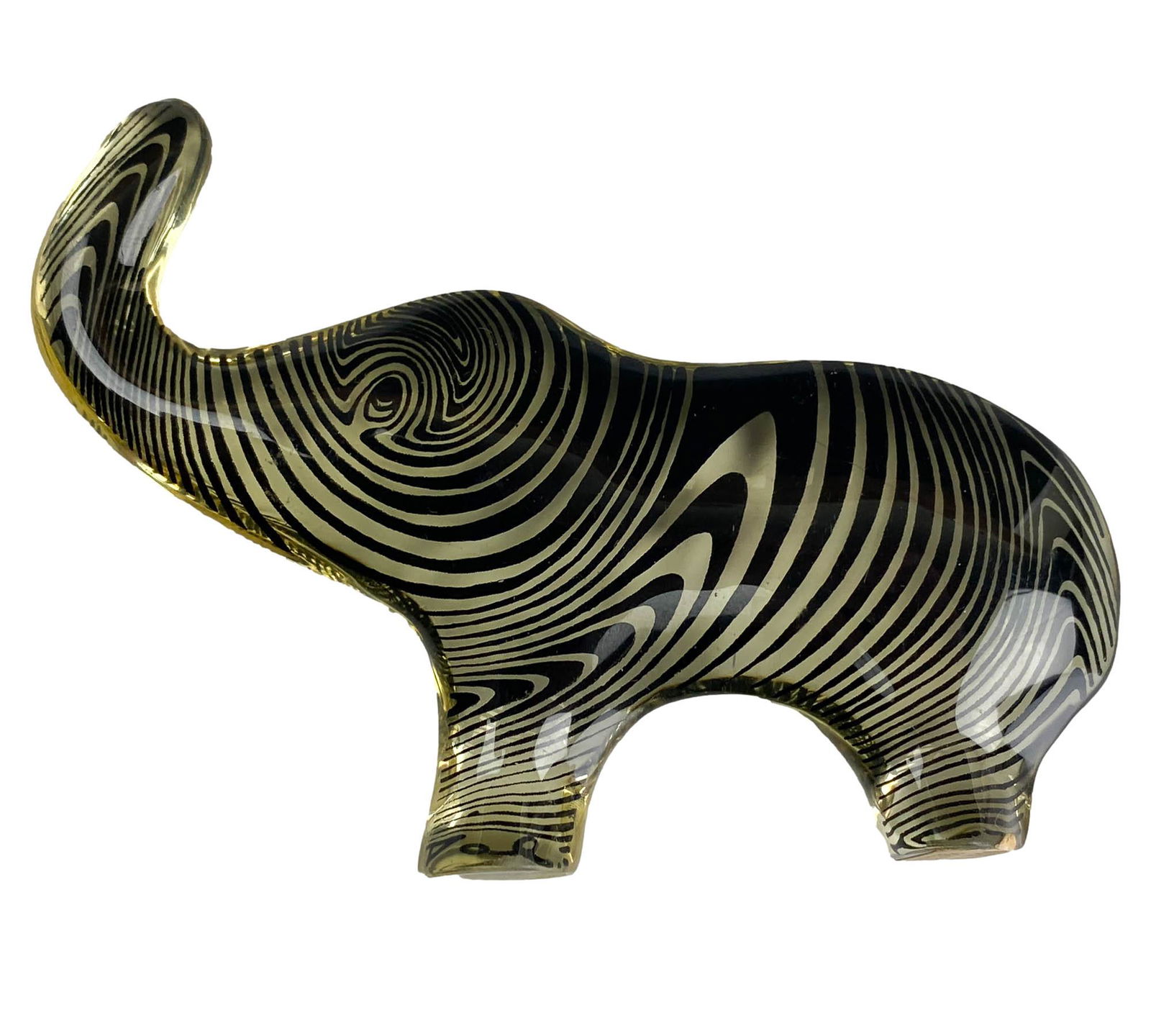 Abraham Palatnik Lucite Op Art Elephant Sculpture: Features a standing elephant with raised trunk upwards. Executed in lucite medium by Brazilian born abstract artist Abraham Palatnik ( 1928-2020 ). Inventor, designer and a giant pioneer of monochroma