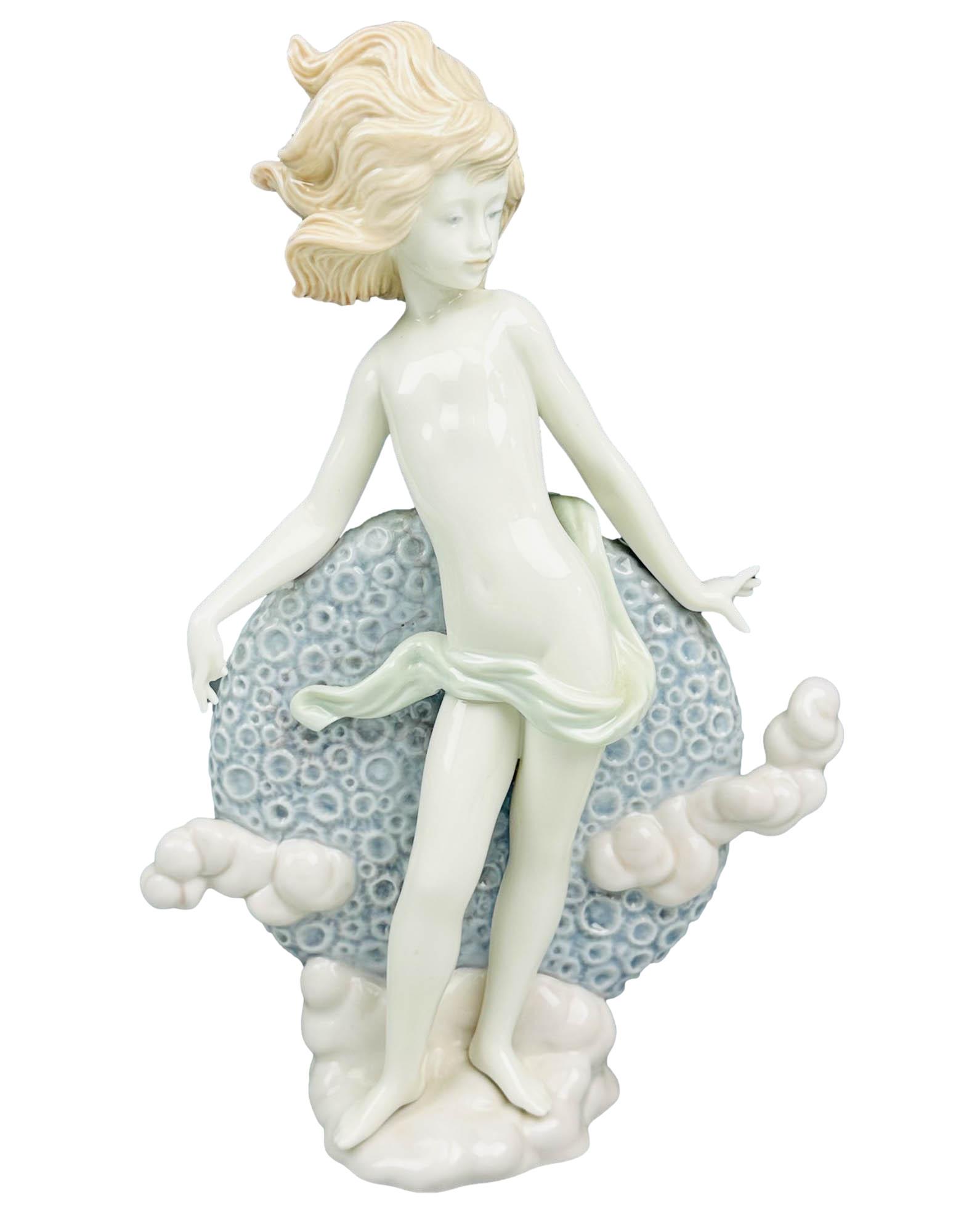 Lladro Blue Moon 1435 Nude Girl Porcelain Figurine: Titled : Blue Moon. Model number 1435. Sculptor : Jose Puche. Production years : 1983 - 1987. Finish : Glazed. Signed ~ stamped with the blue tulip. Lladro Handmade in Spain Daisa 1984. Dimensions: 9 