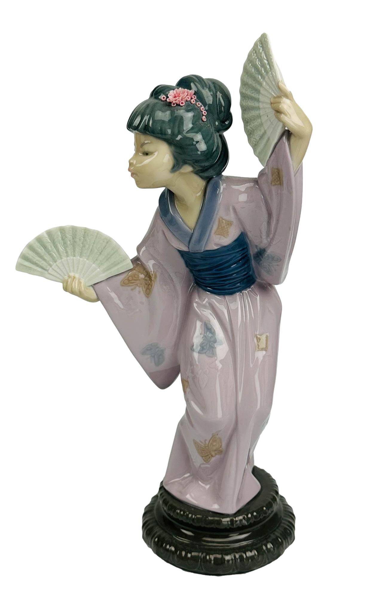 Lladro Spanish Porcelain Madame Butterfly Figurine (1 of 6)