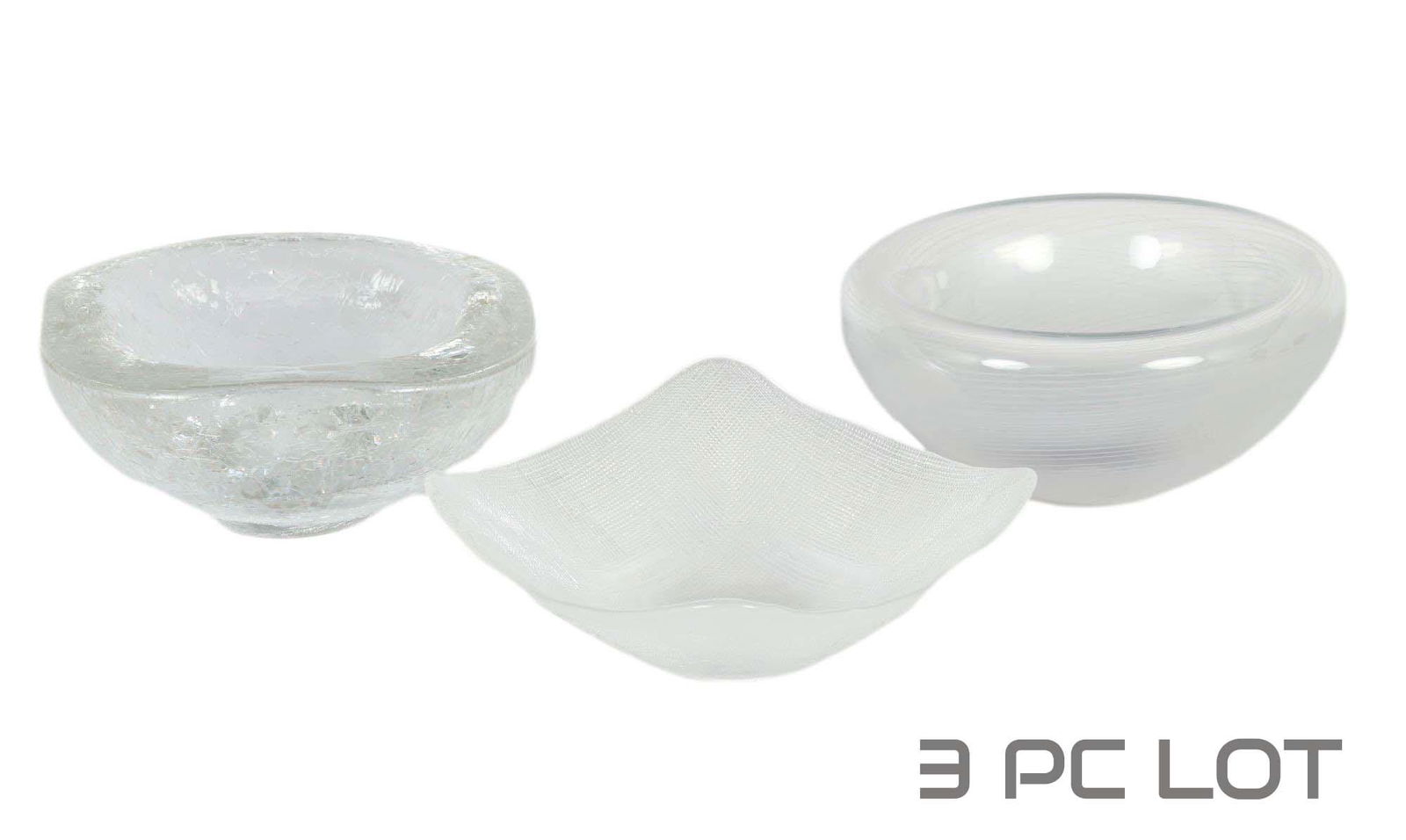 Renato Anatra, Hotmire & IVV Studio Glass Bowl LOT: Estate lot of 3 glass bowl articles. Includes 1 x Renato Anatra Murano Italy crackled glass HEAVY bowl. 1 x Hotmire hollow swirl bowl. 1 x IVV Linen Woven pattern square bowl. Measure from 2 1/2" - 3