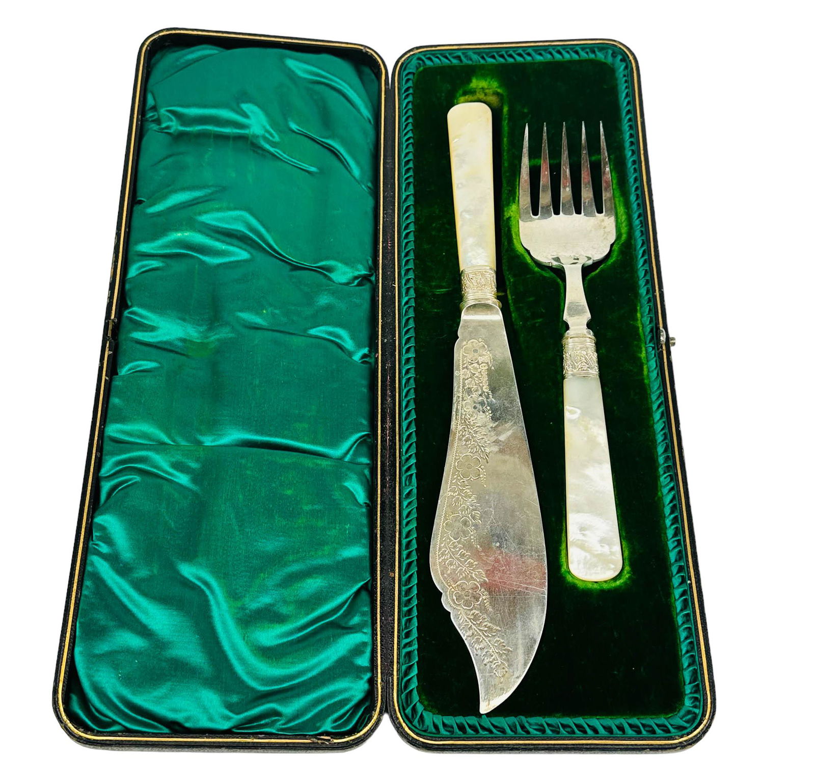 Antique English Silver Plate w MOP Handle Fish Set (1 of 6)