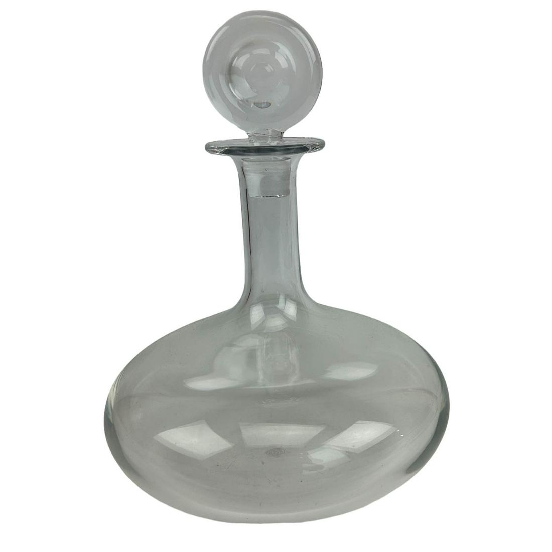 Baccarat Crystal Oenologie Barware Wine Decanter: Early 21st century Baccarat France French clear crystal art glass bar barware alcohol liquor wine decanter. Pattern : Oenologie. Production years : 2003 - 2014. Design features a slender neck over an 