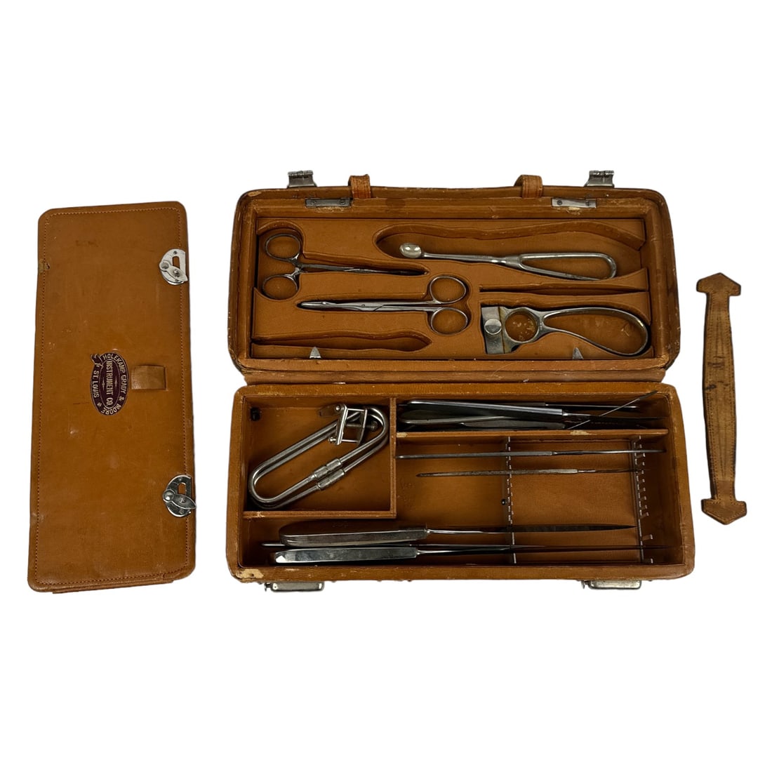 Holekamp Grady Moore Antique Surgical Instruments (1 of 5)