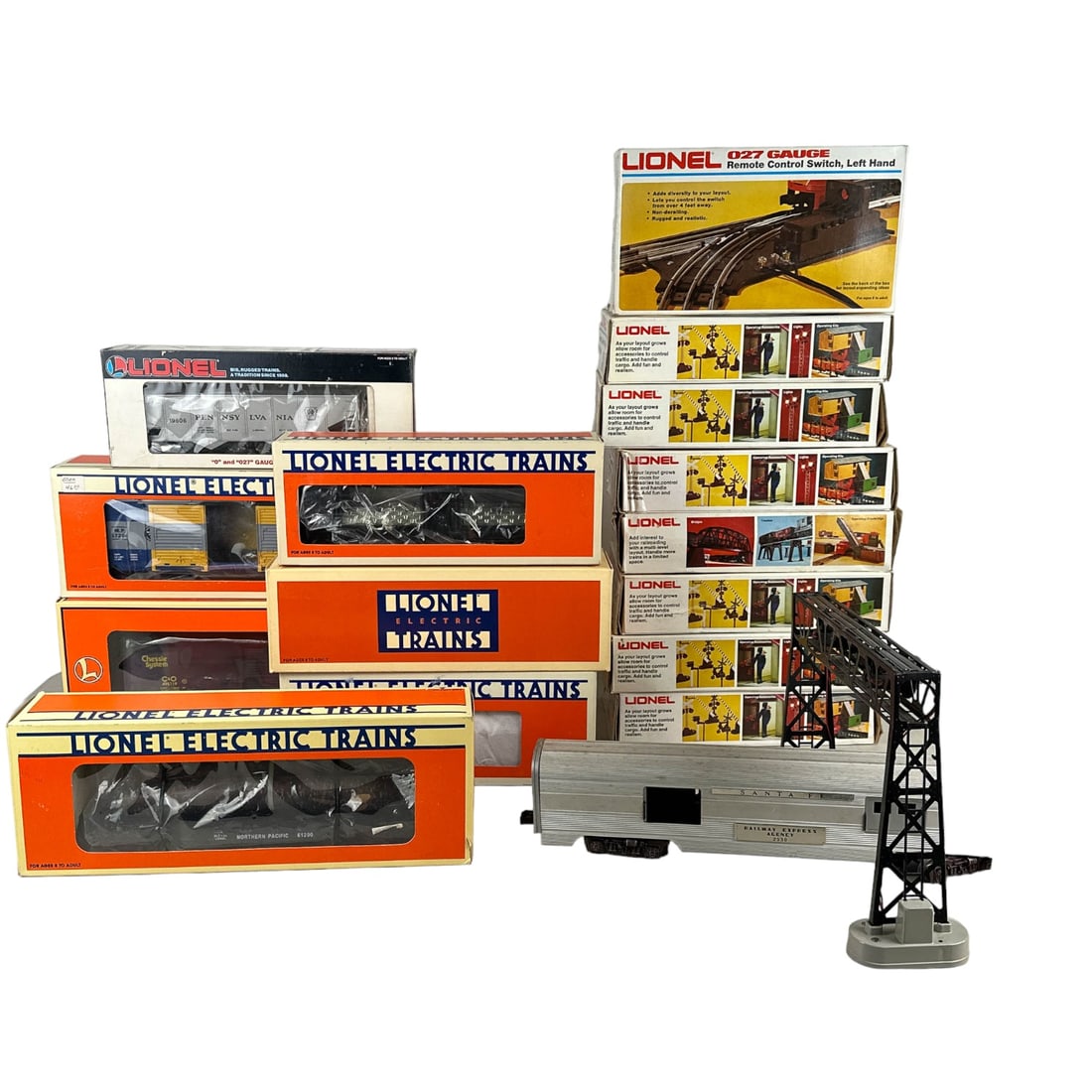 Lionel Hopper Box Barrel Car Signal Bridge LOT (1 of 5)