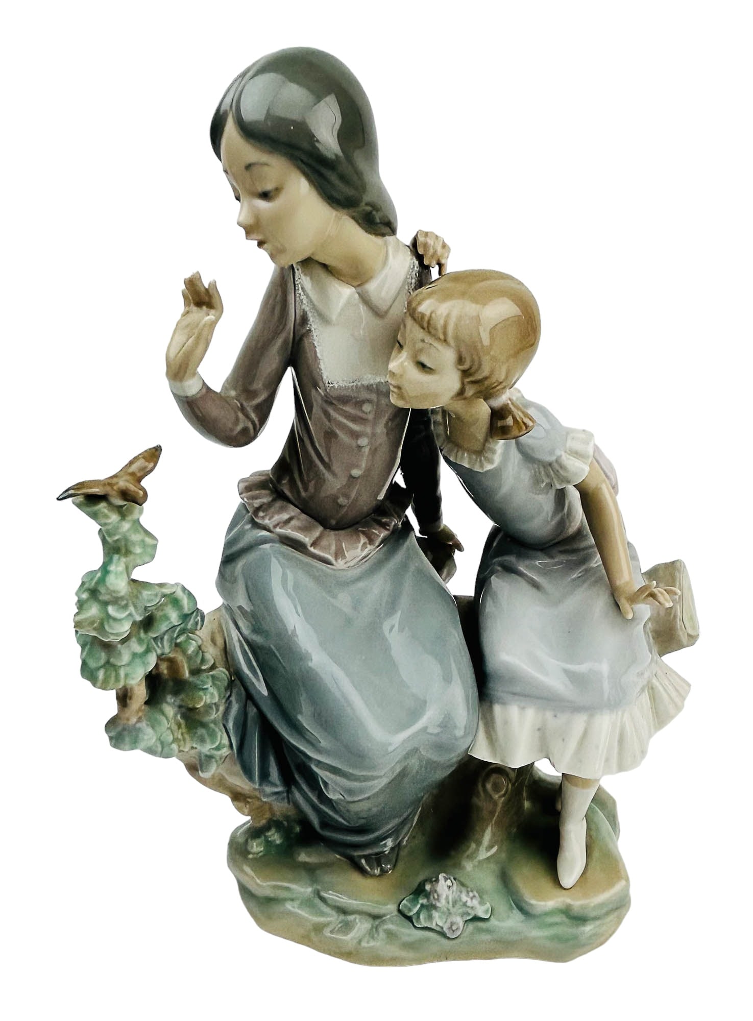 Lladro Sisters # 4930 Retired Porcelain Figurine (1 of 4)