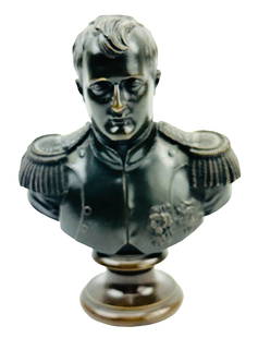 Antique Bronze Portrait Bust of Napoleon Bonaparte: Early 20th century bronze bust of the French Emperor and Military Commander, Napoleon Bonaparte ( French, 1769 - 1821 ). Portrait features him wearing his military grade uniform coat with fancy