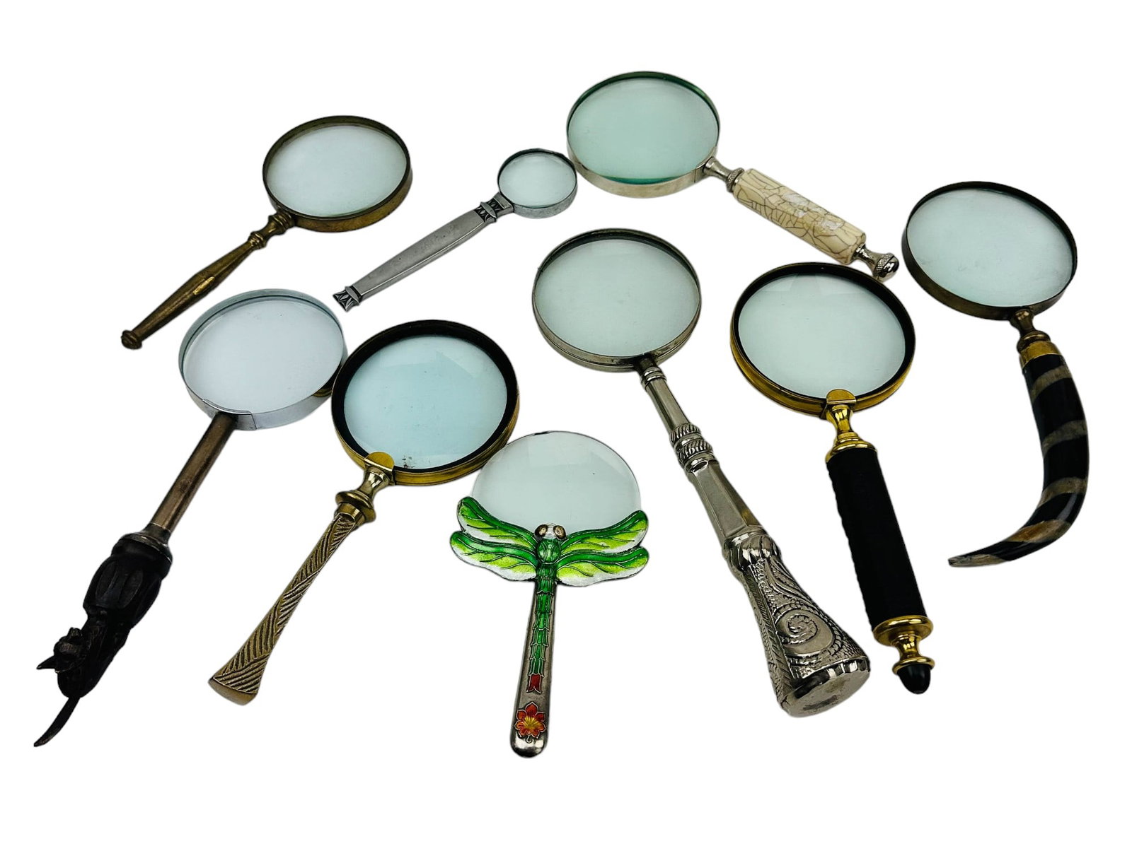 Estate Collection Magnifying Glass Magnifier LOT: Includes a total of nine (9) table top / desk magnifying glasses. Handle material modeled with either metal, natural material ( bone / horn), plastic resin, silver plate, enamel, stainless steel and o