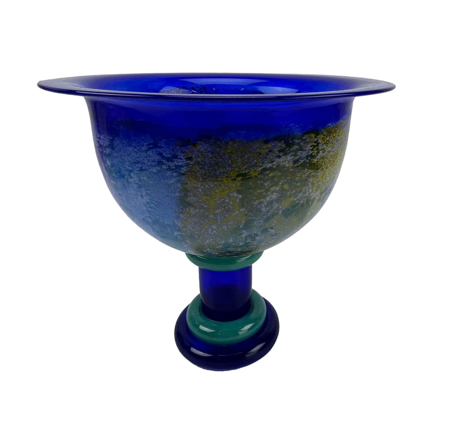 Kosta Boda Kjell Engman Cancan Glass Center Bowl: Designer : Kjell Engman ( Swedish, Born 1946 ). Has worked for Kosta Boda, Sweden glassworks for over 40 years. Pattern : Cancan. This late 20th century studio blown glass article features an unique b