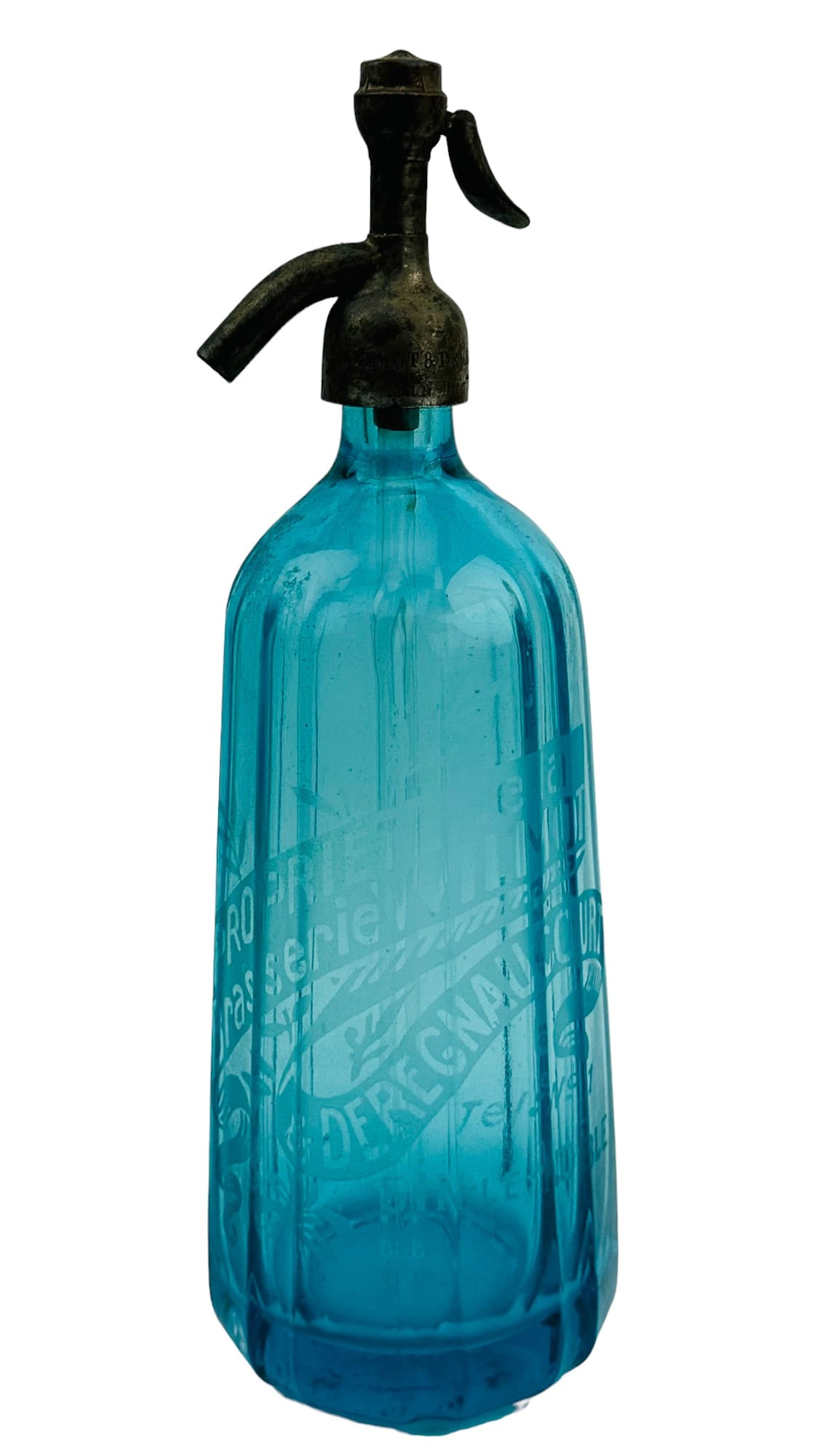 Wilmot Brasserie Blue Soda Siphon Seltzer Bottle: Early 20th century blue soda siphon bistro seltzer bottle. Features a tapered body with vertical ribs. Acid etched on one side reads Propriete de a Brasserie Wilmot Deregnaucourt Sin Le Noble with flo