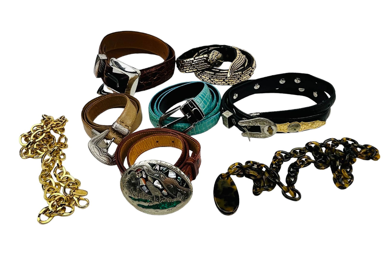 Fashion & Designer Vintage Eight Women's Belts LOT (1 of 17)