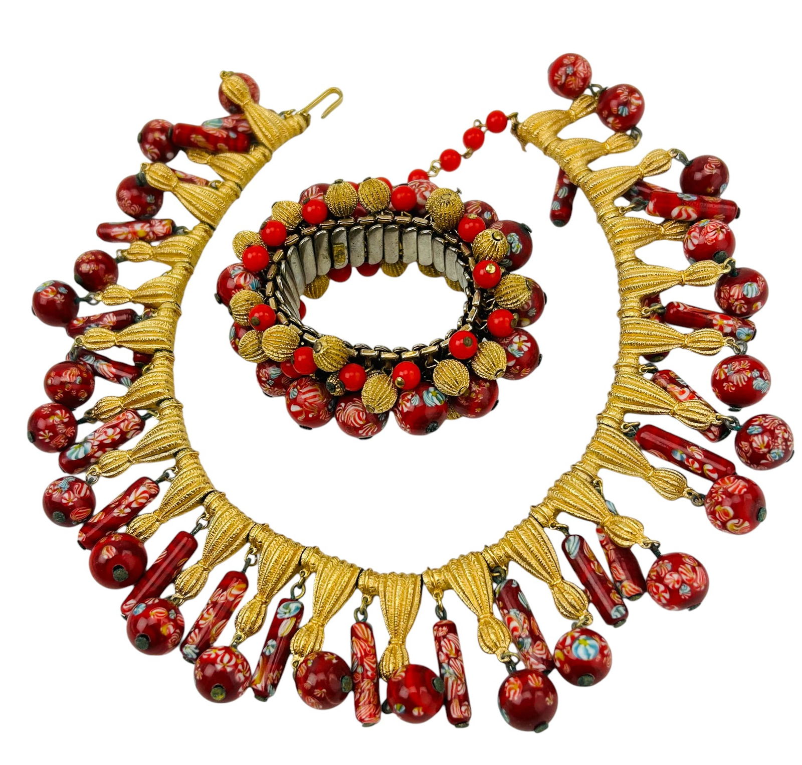 Trifari Murano Candy Cane Beaded Choker & Bracelet: Estate lot of women's costume jewelry articles. Includes ~ One (1) Murano red glass beads and rods with striped candy cane decorations mounted on gold tone decorative designed hardware. One (1) Matchi